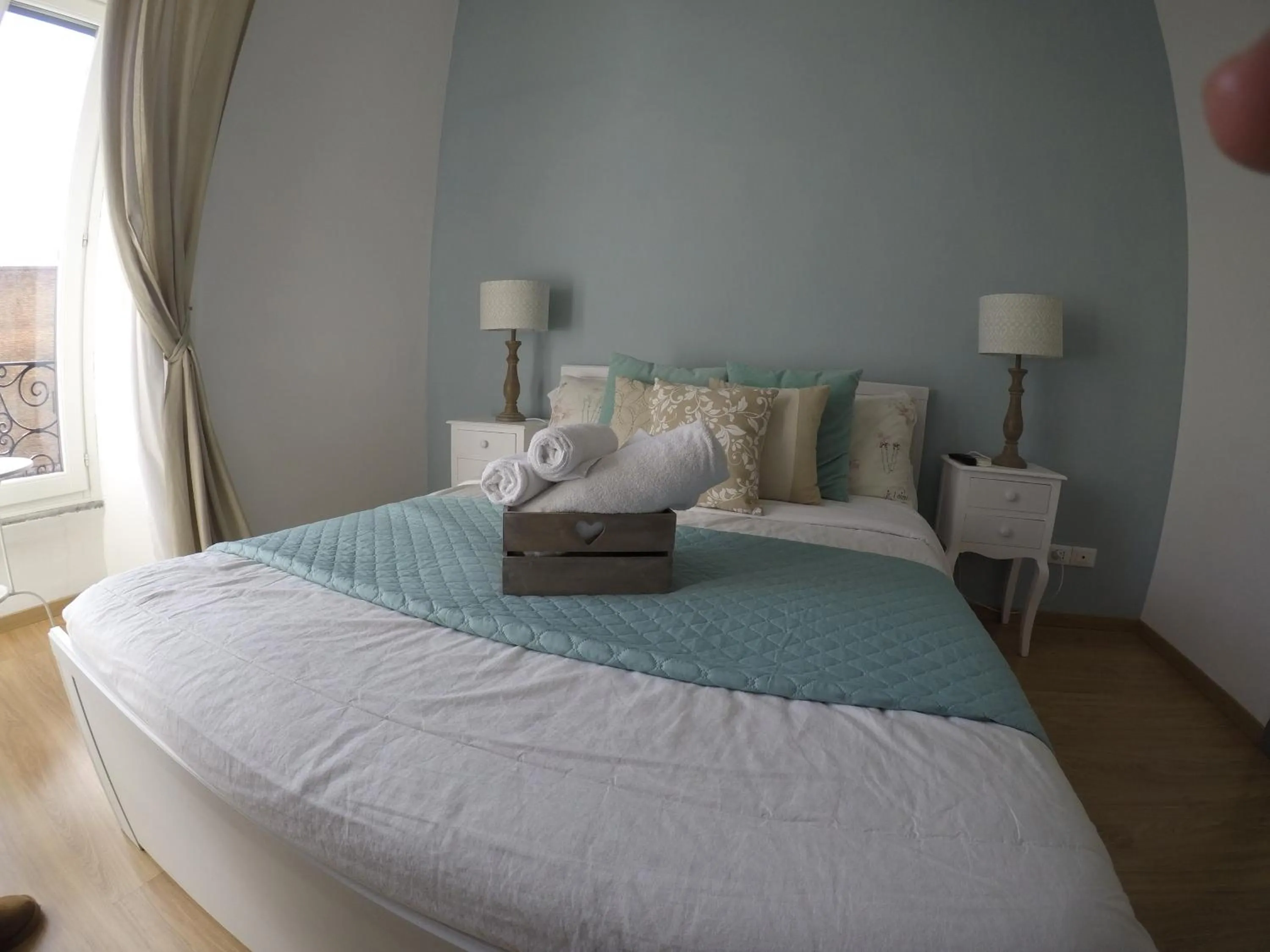 Bedroom, Bed in TuttoTondo Roma