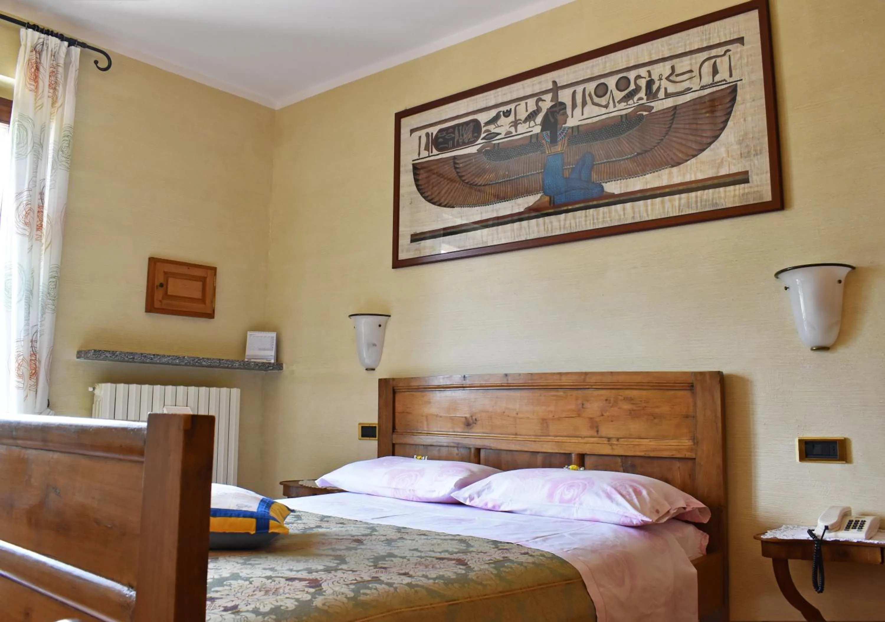 Bed in Albergo Ristorante Conca Azzurra