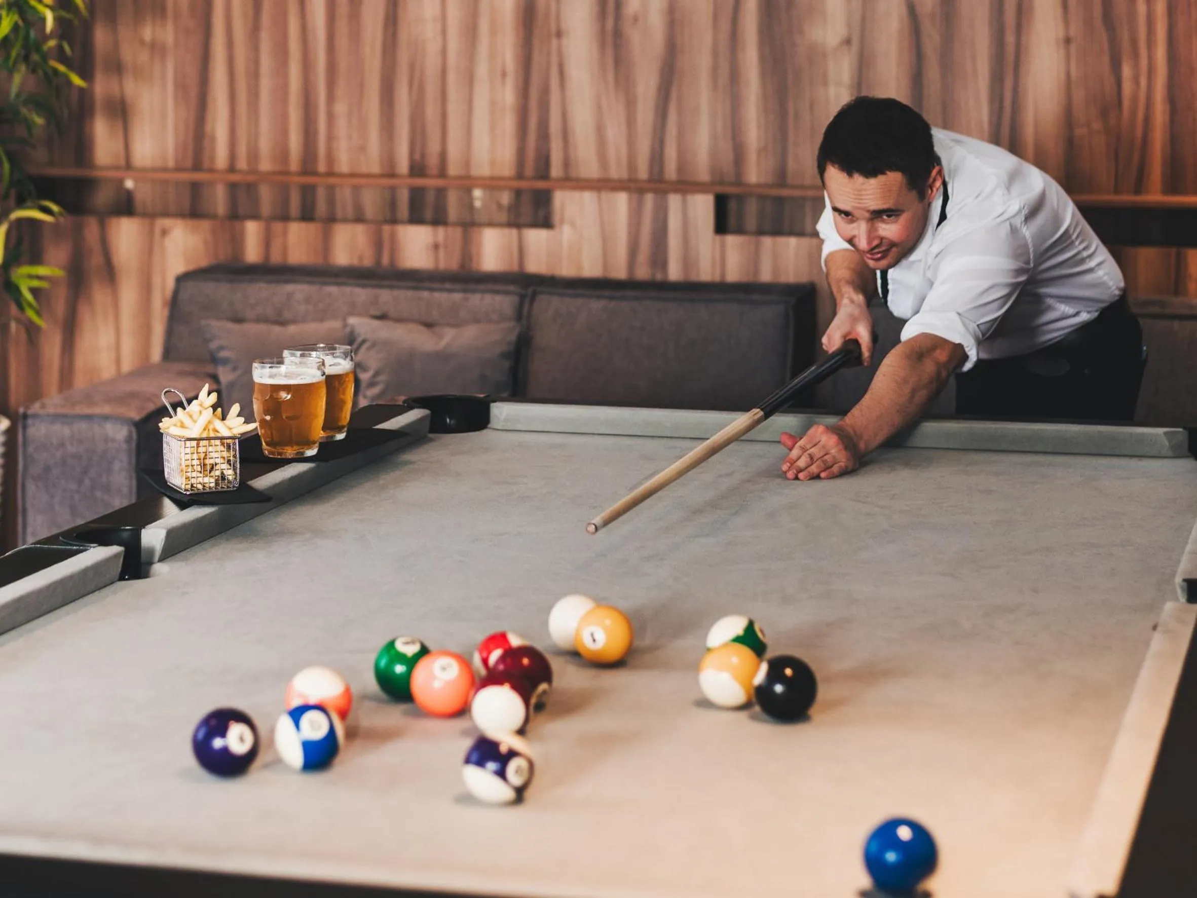 Restaurant/places to eat in Diuna Beskidy Ustroń - dawny Kolejarz