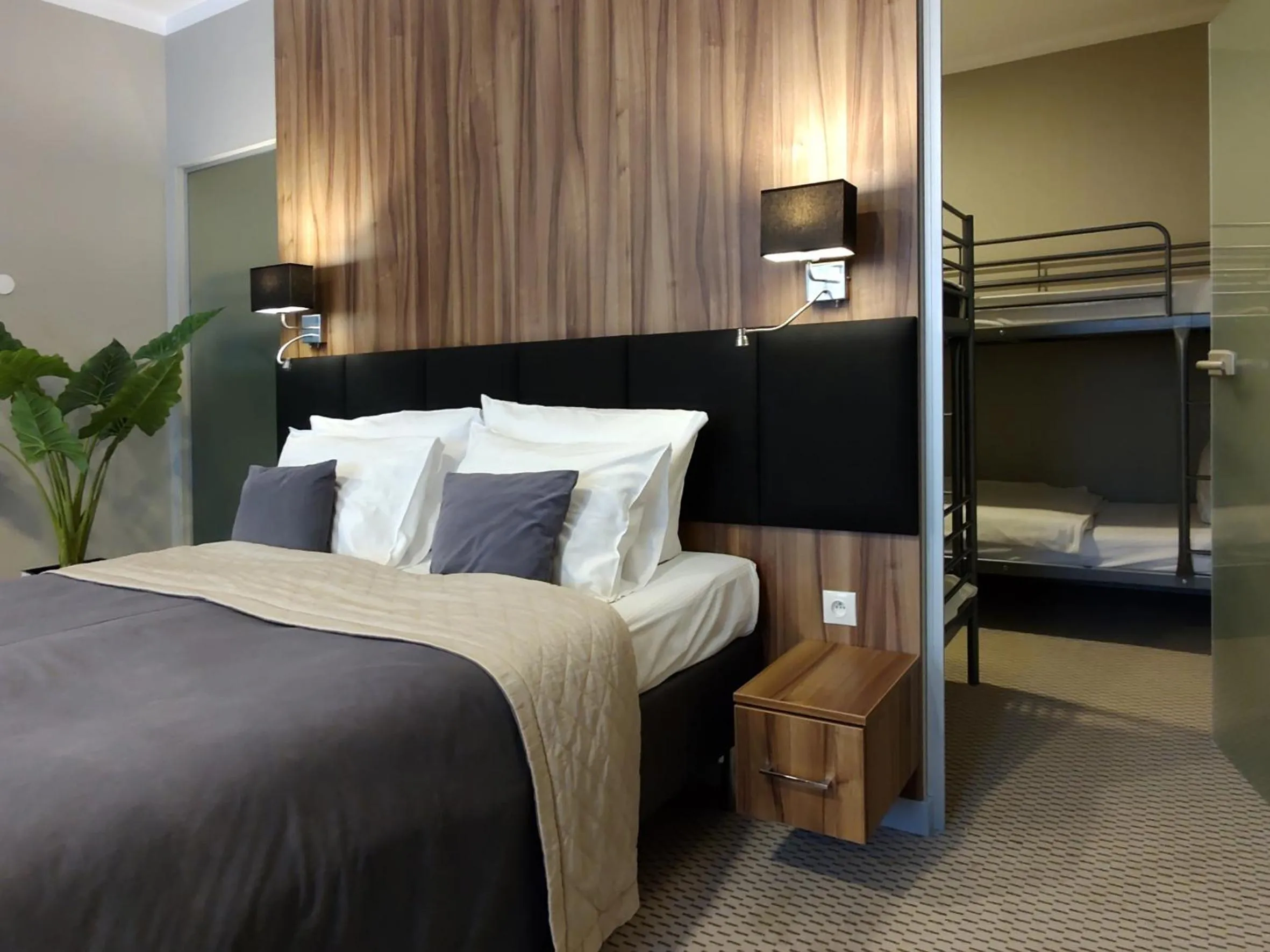 Bed in Diuna Beskidy Ustroń - dawny Kolejarz