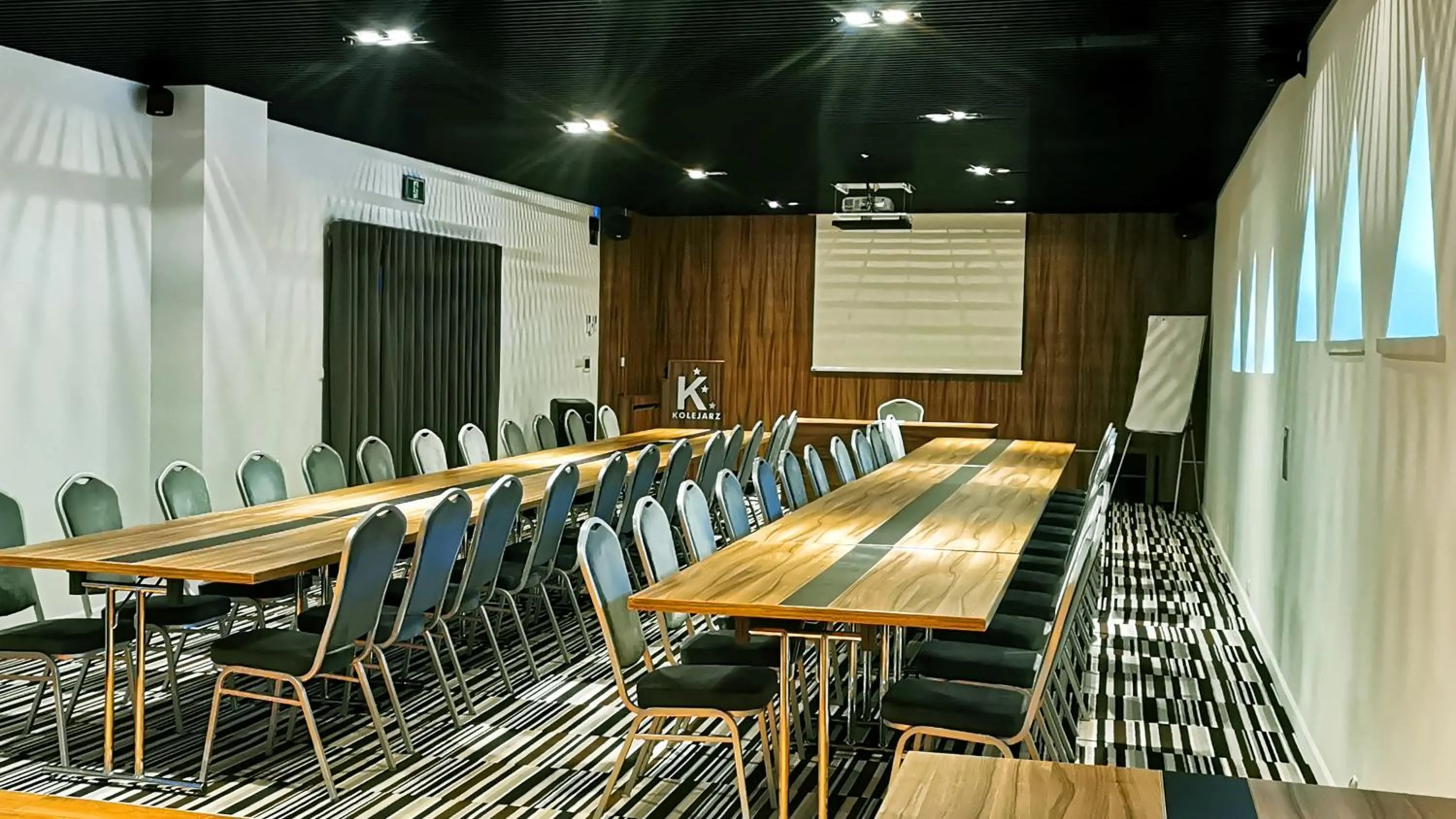 Restaurant/places to eat in Diuna Beskidy Ustroń - dawny Kolejarz