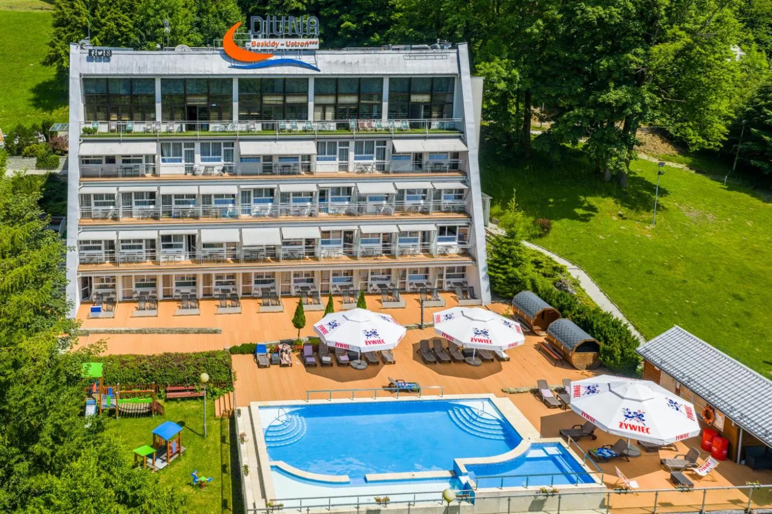 Property building in Diuna Beskidy Ustroń - dawny Kolejarz