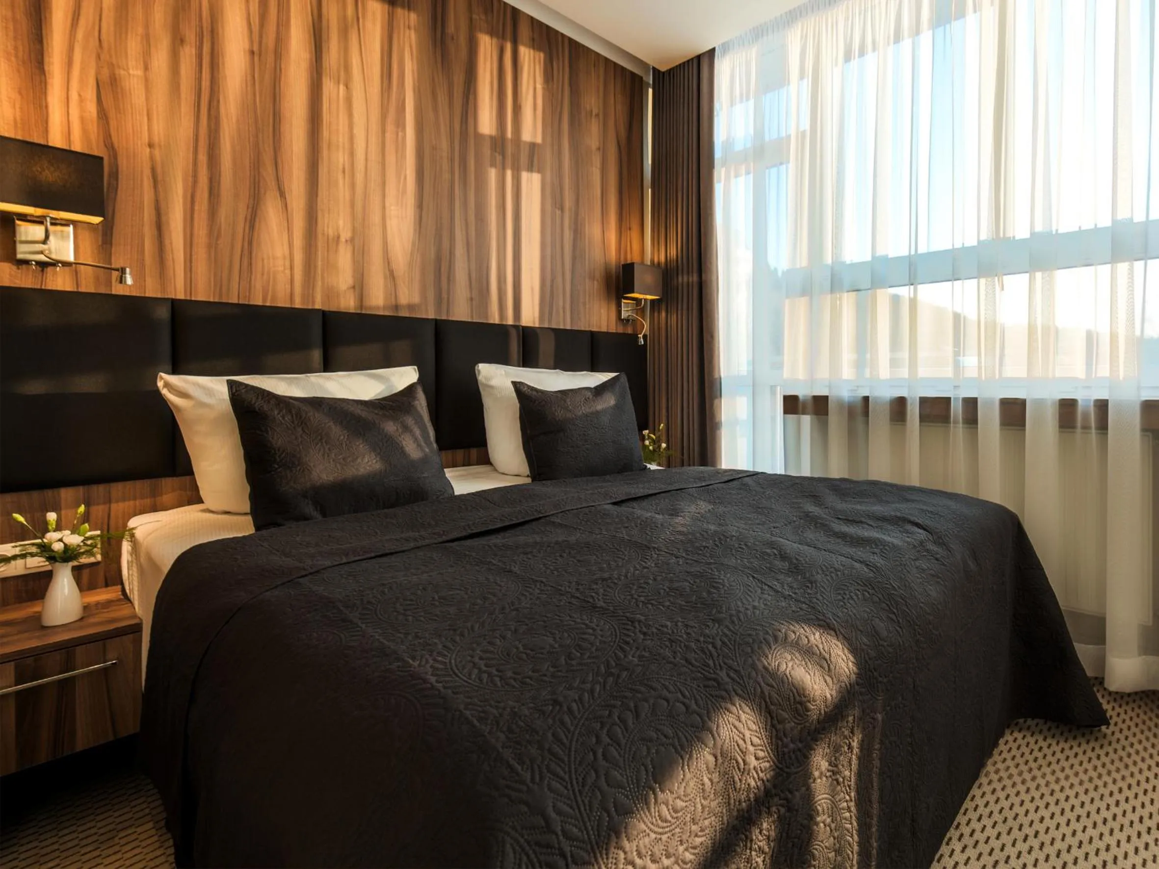 Balcony/Terrace, Bed in Diuna Beskidy Ustroń - dawny Kolejarz