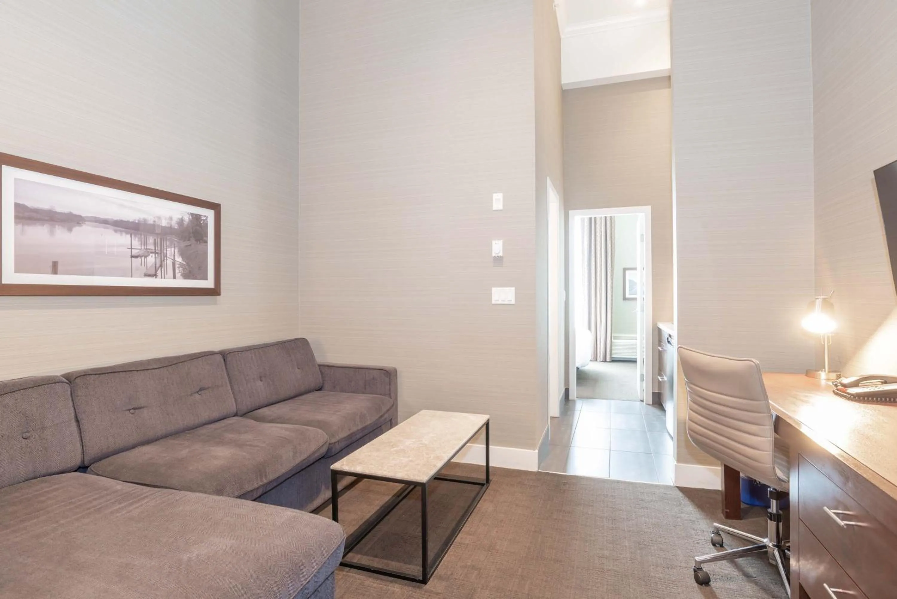 Photo of the whole room in Sandman Hotel Abbotsford Airport