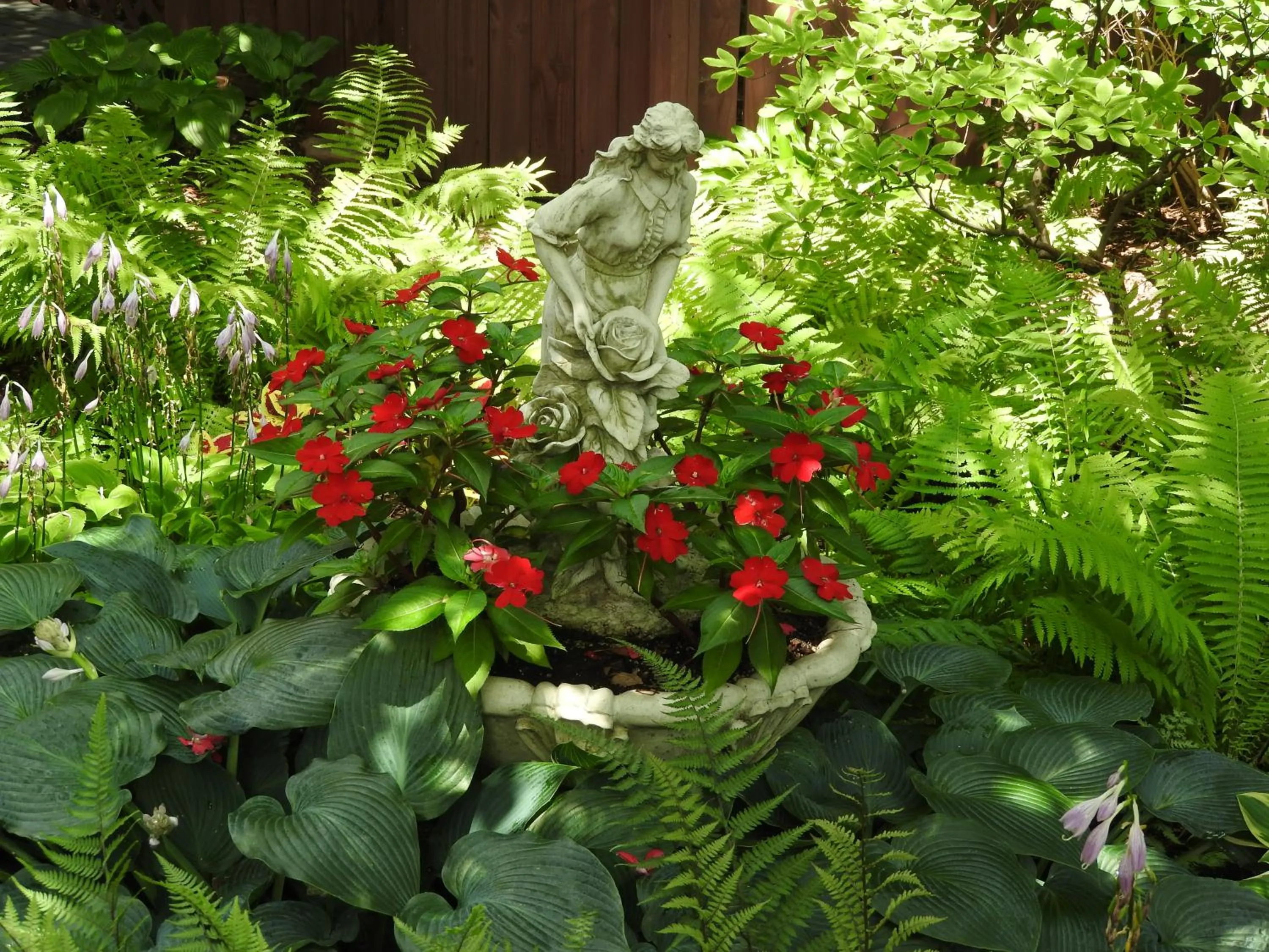 Garden in Champaign Garden Inn