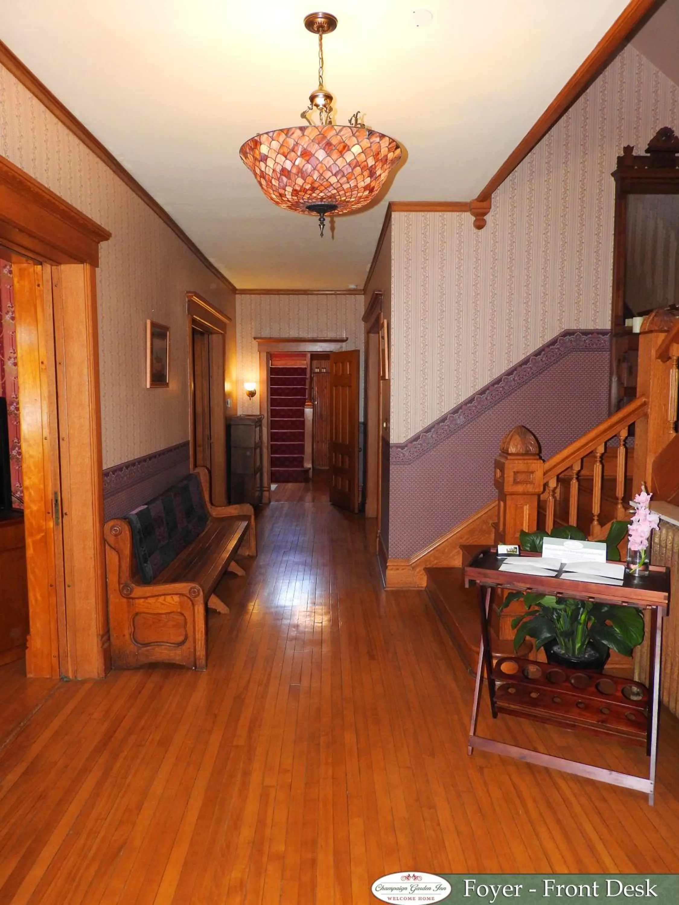 Lobby or reception in Champaign Garden Inn