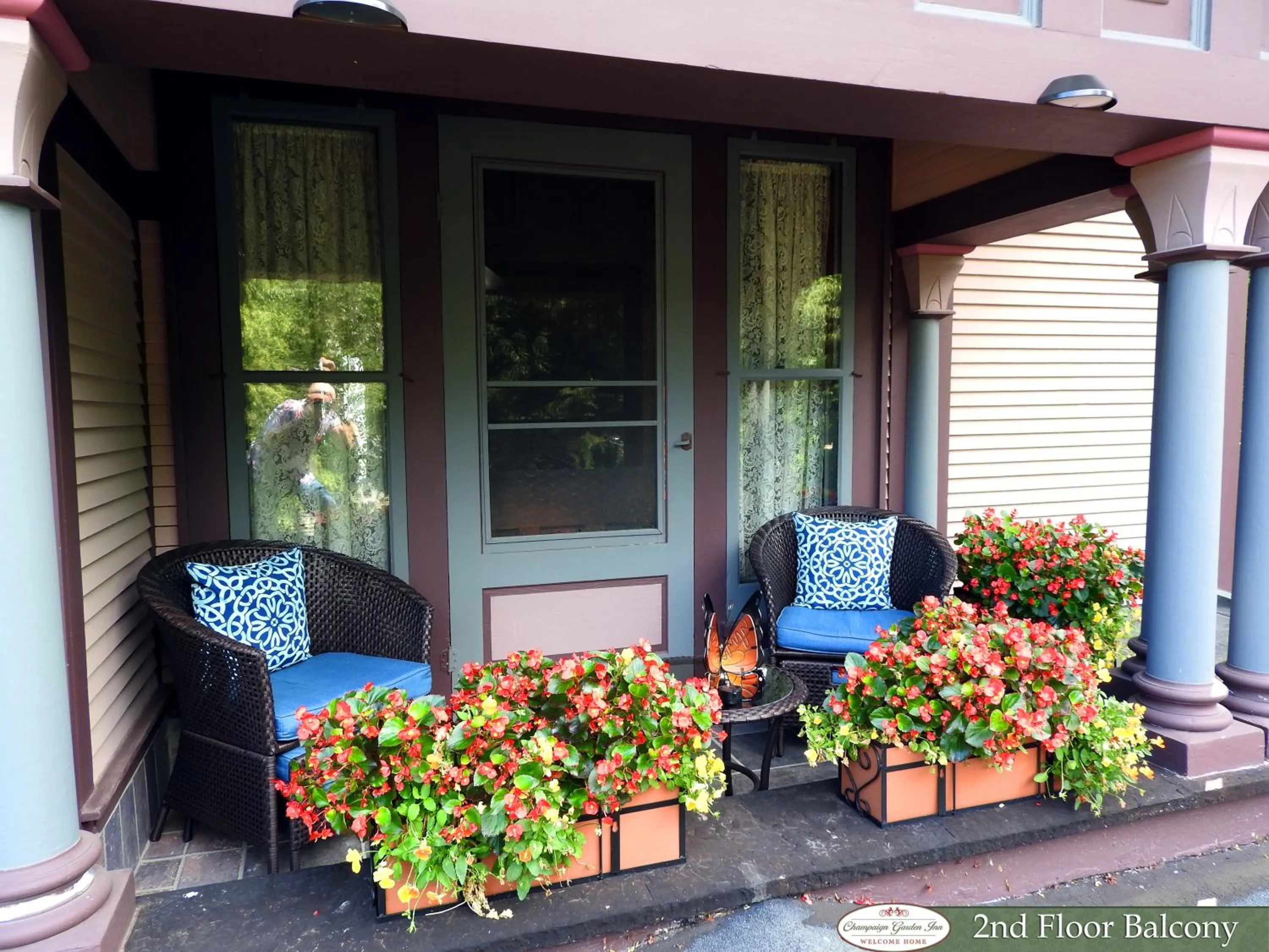 Balcony/Terrace in Champaign Garden Inn