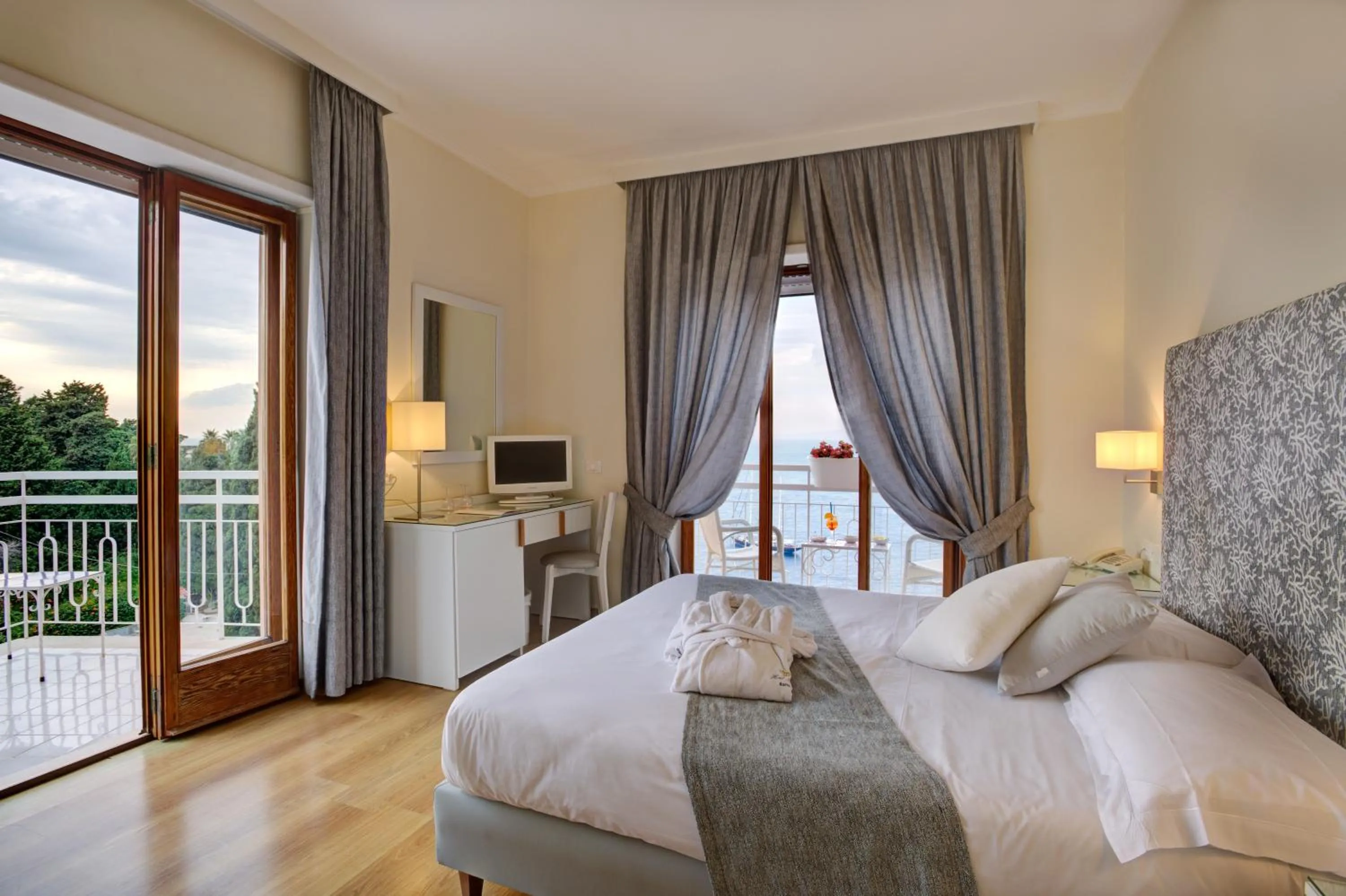 Photo of the whole room, Bed in Boutique Hotel Regina