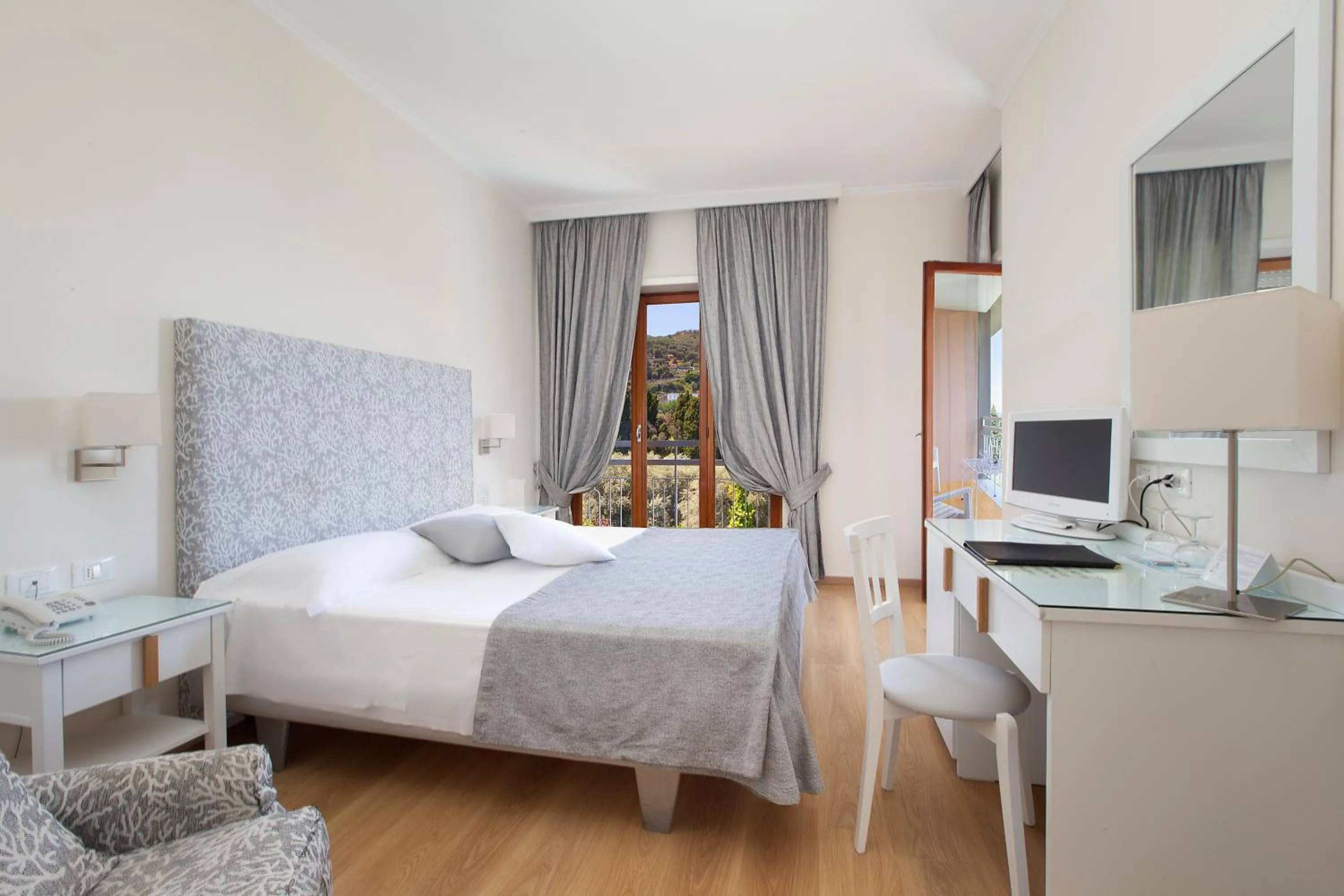 Photo of the whole room, Bed in Boutique Hotel Regina