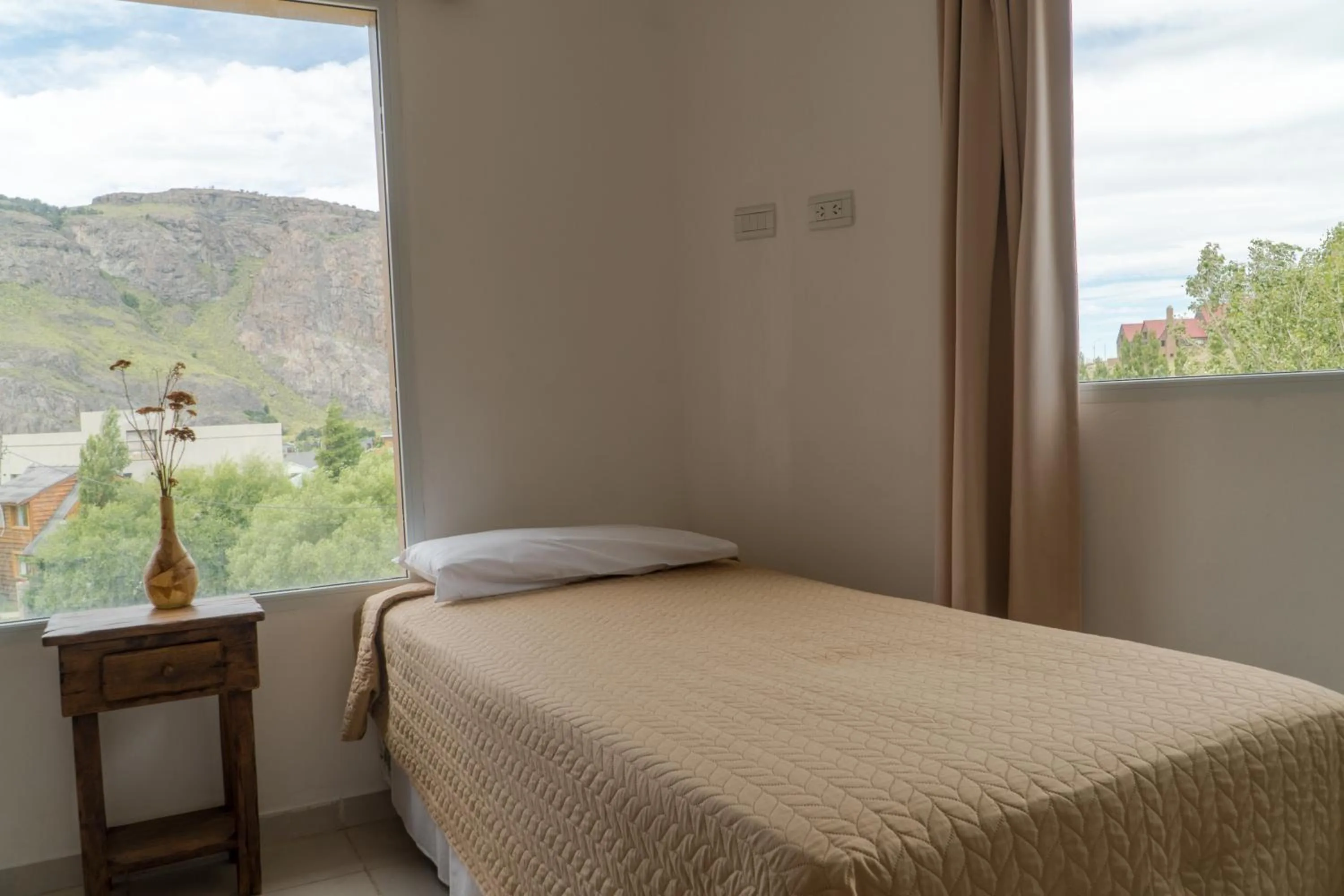 Bedroom, Bed in Hosteria Alma de Patagonia