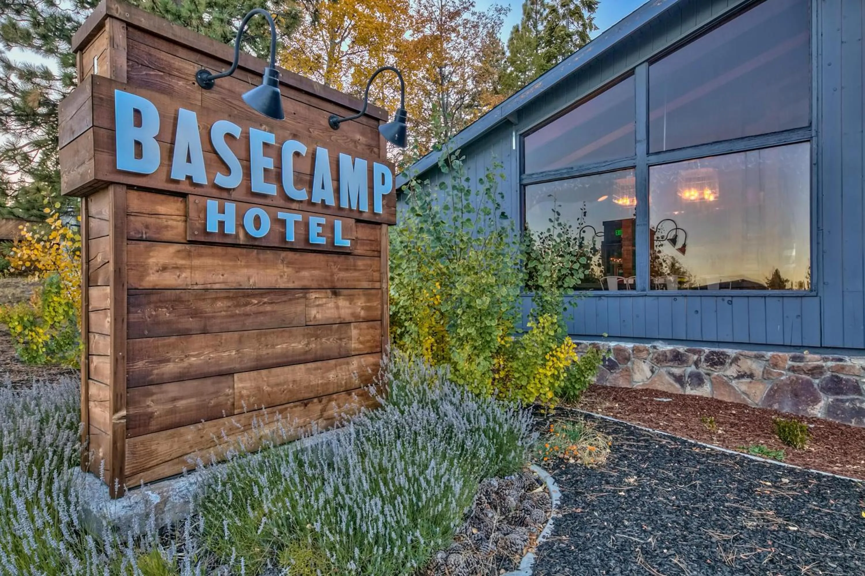 Facade/entrance in Basecamp Tahoe City
