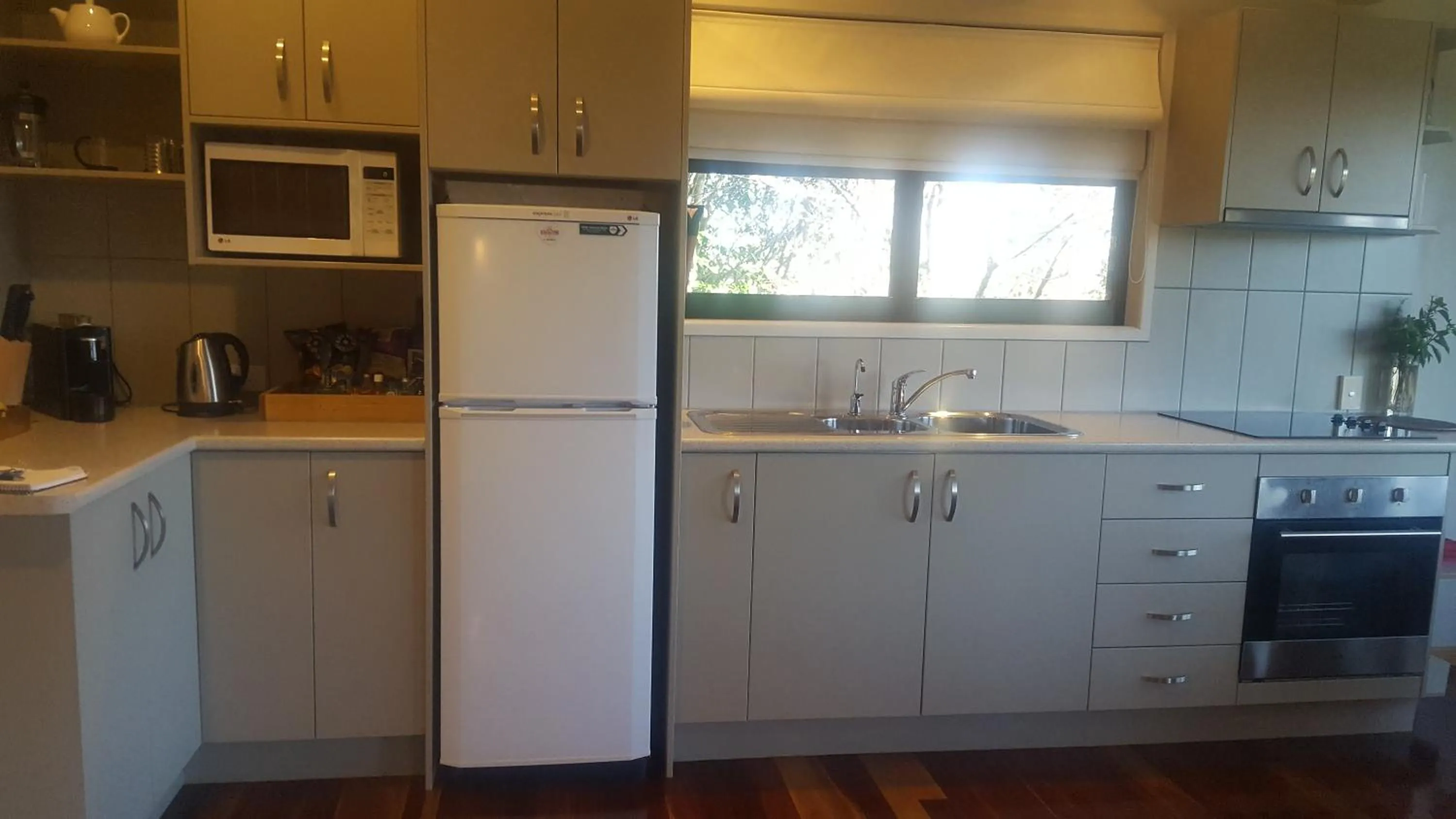Kitchen or kitchenette in Blue Summit Cottages