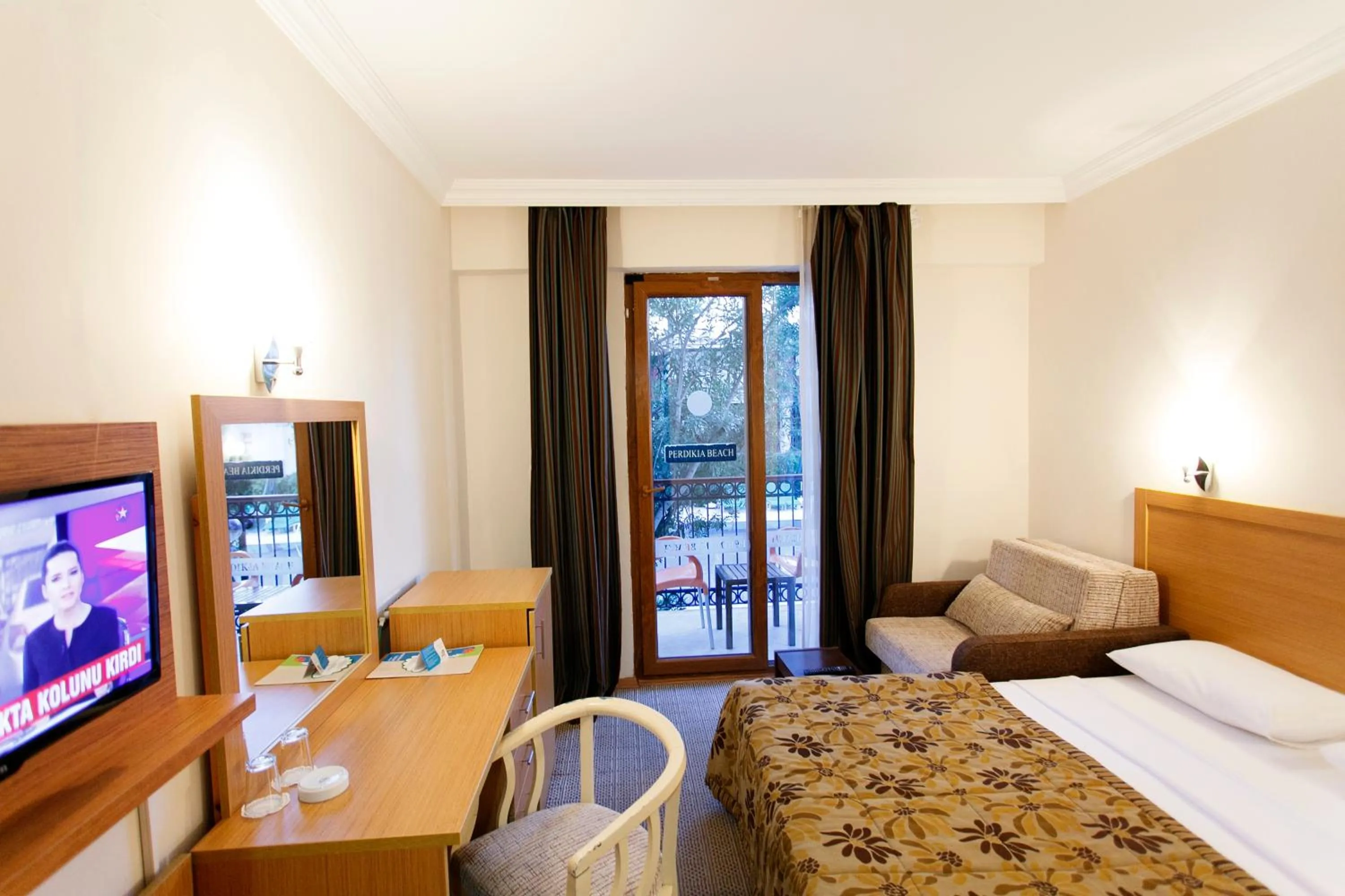 Bed in Perdikia Beach