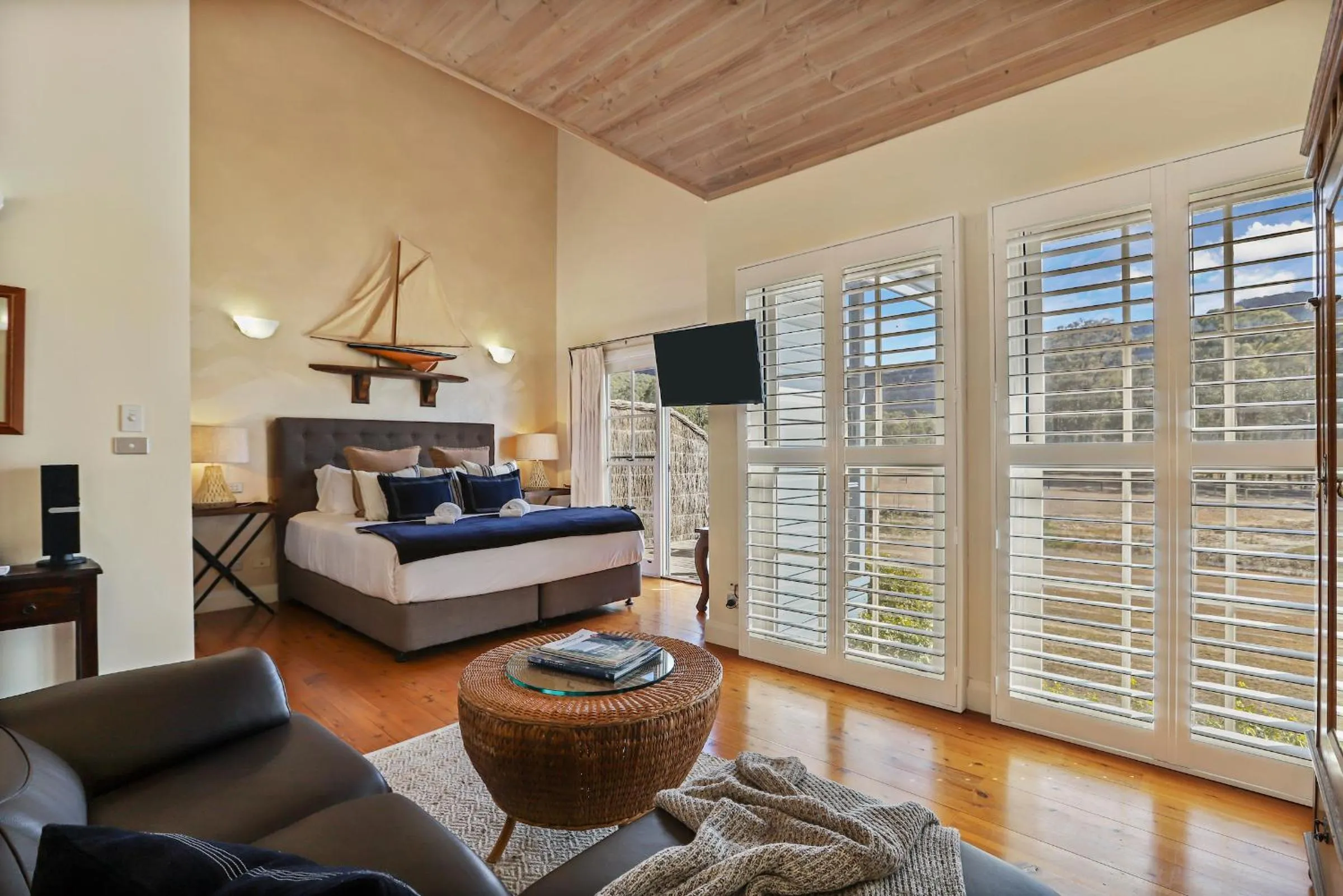 Living room in Brokenback Views Country Estate Hunter Valley