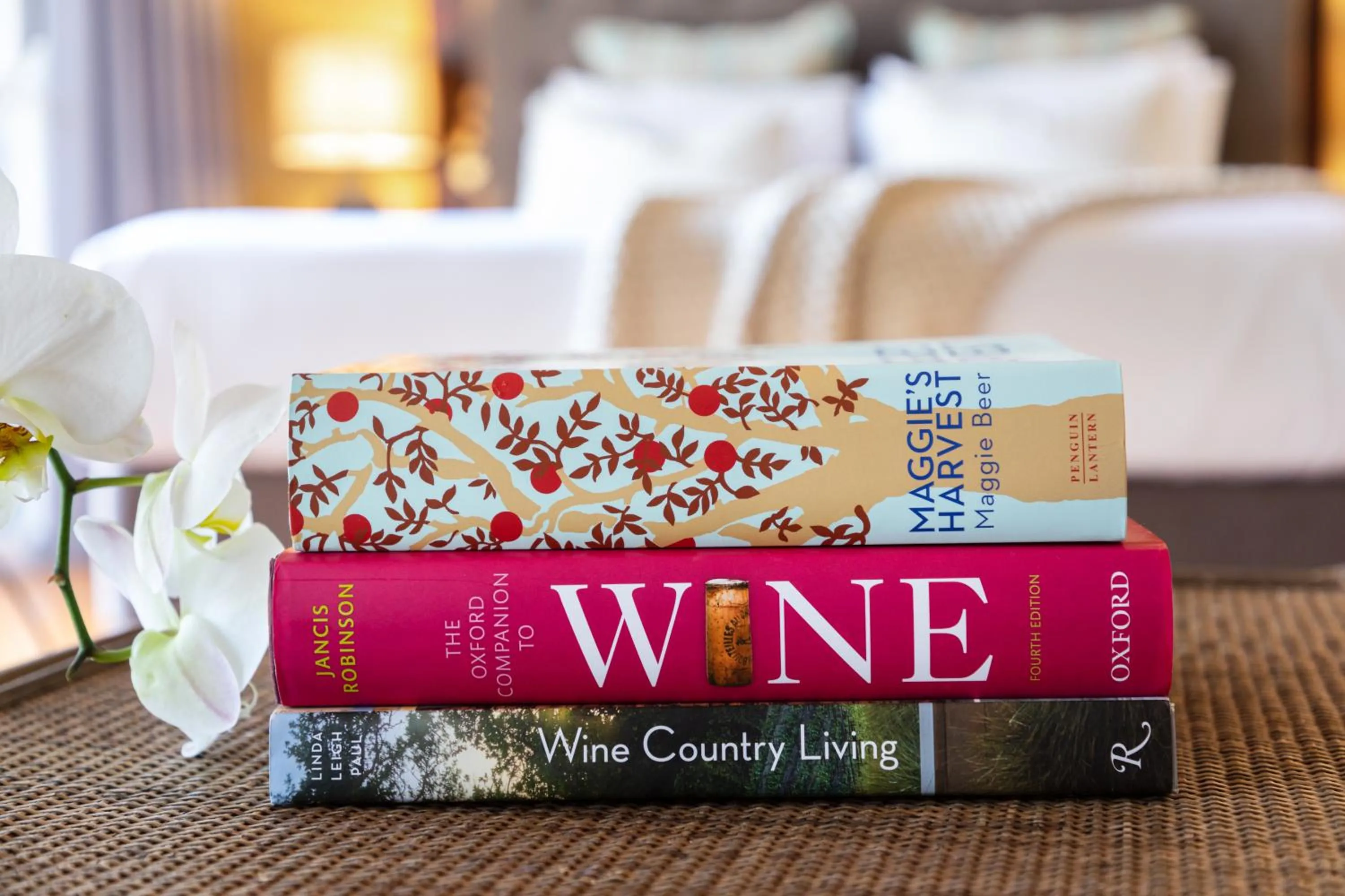 Living room, Bed in Brokenback Views Country Estate Hunter Valley