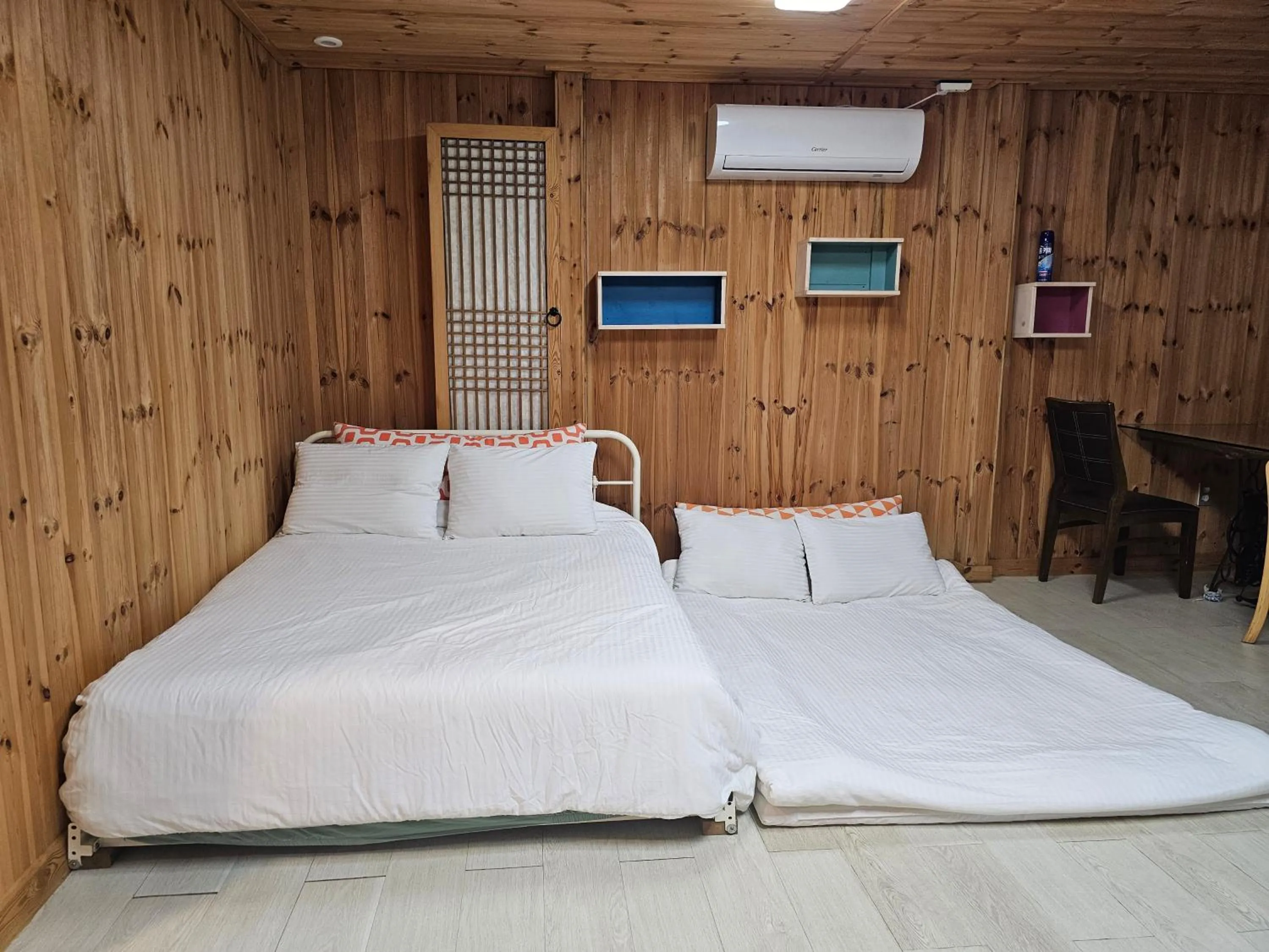 Bed in Jeju Best Hill