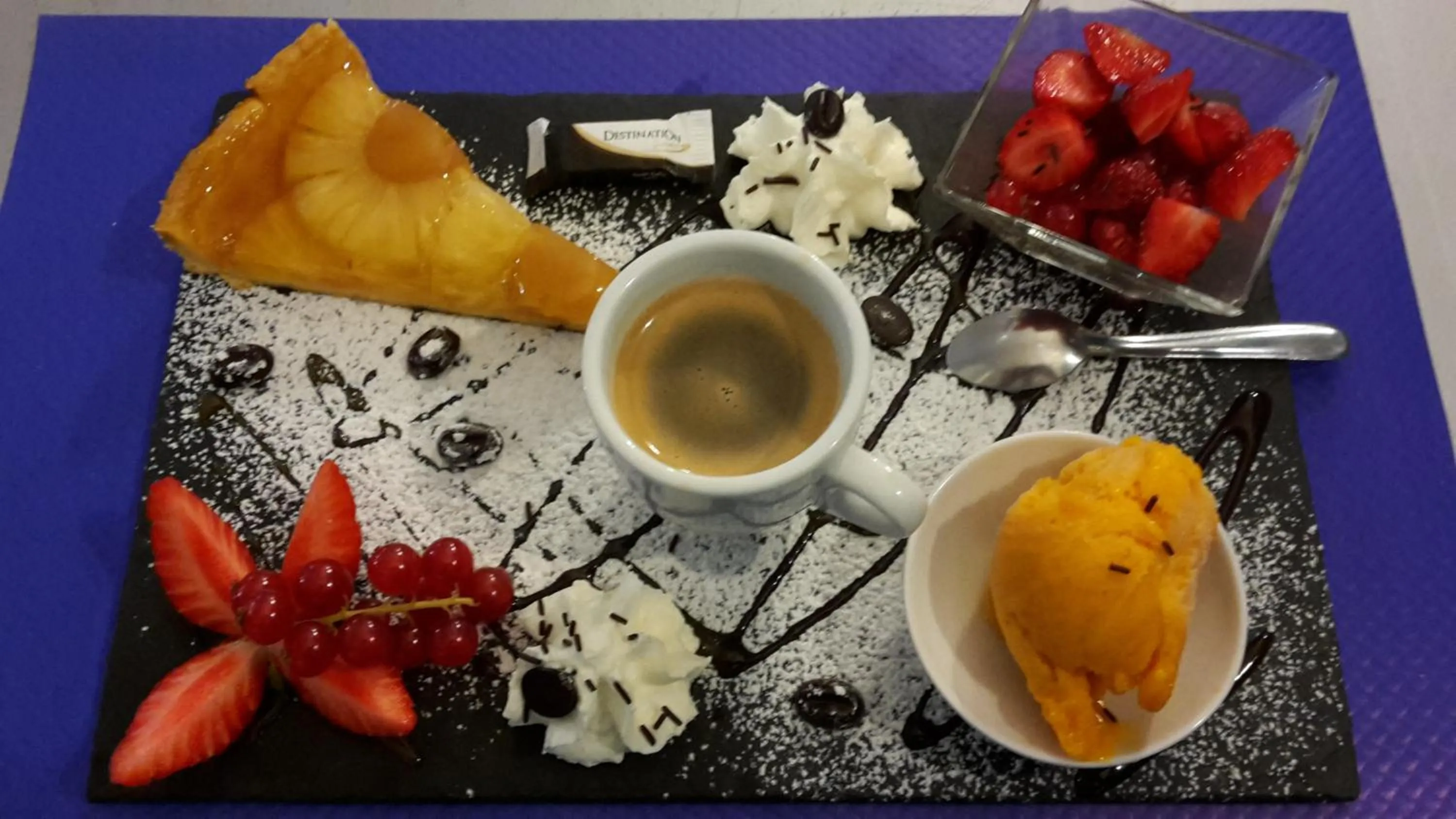 Food close-up in Hôtel Restaurant Le Relais de l'Estuaire