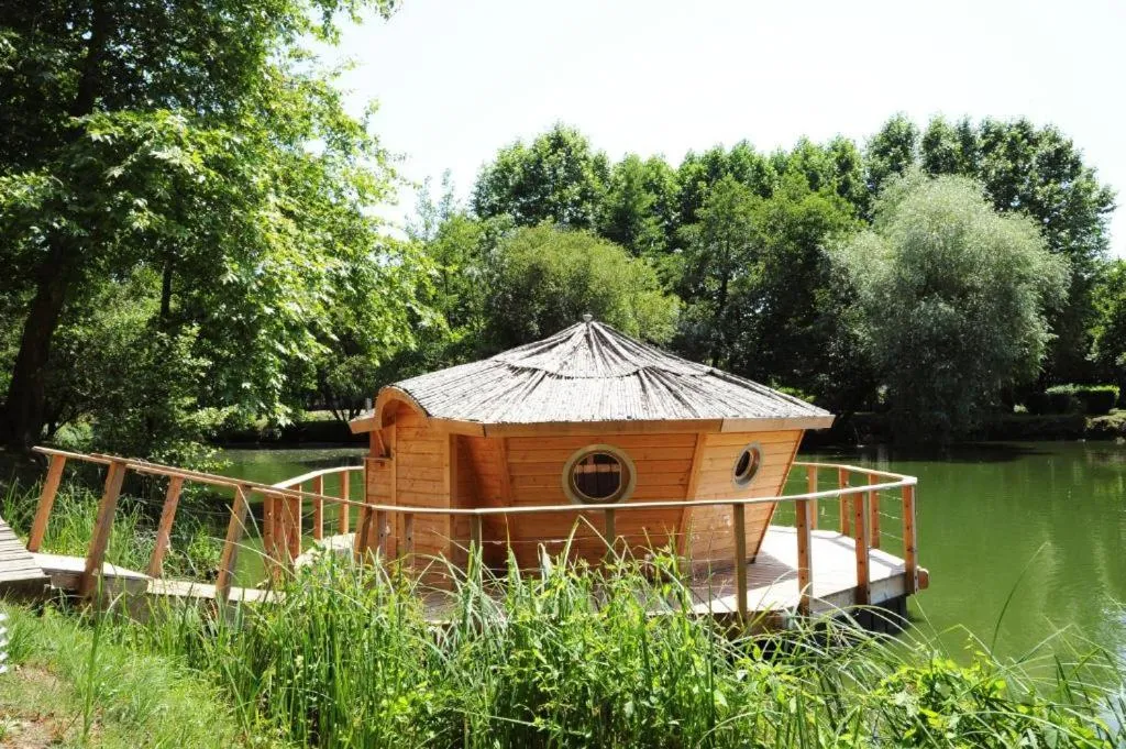 Natural landscape in Hôtel Restaurant Le Relais de l'Estuaire