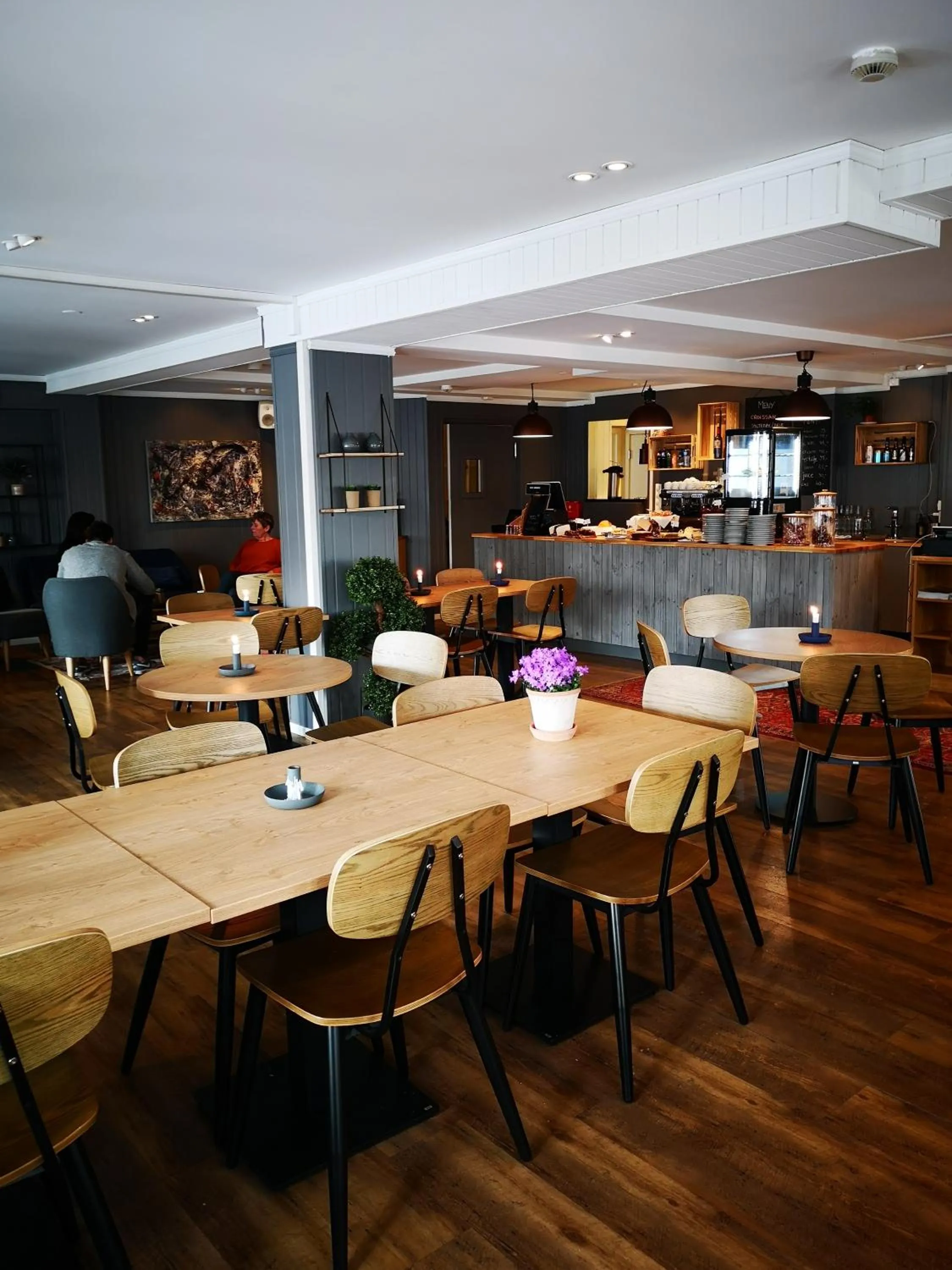 Restaurant/places to eat in Henningsvær Guesthouse