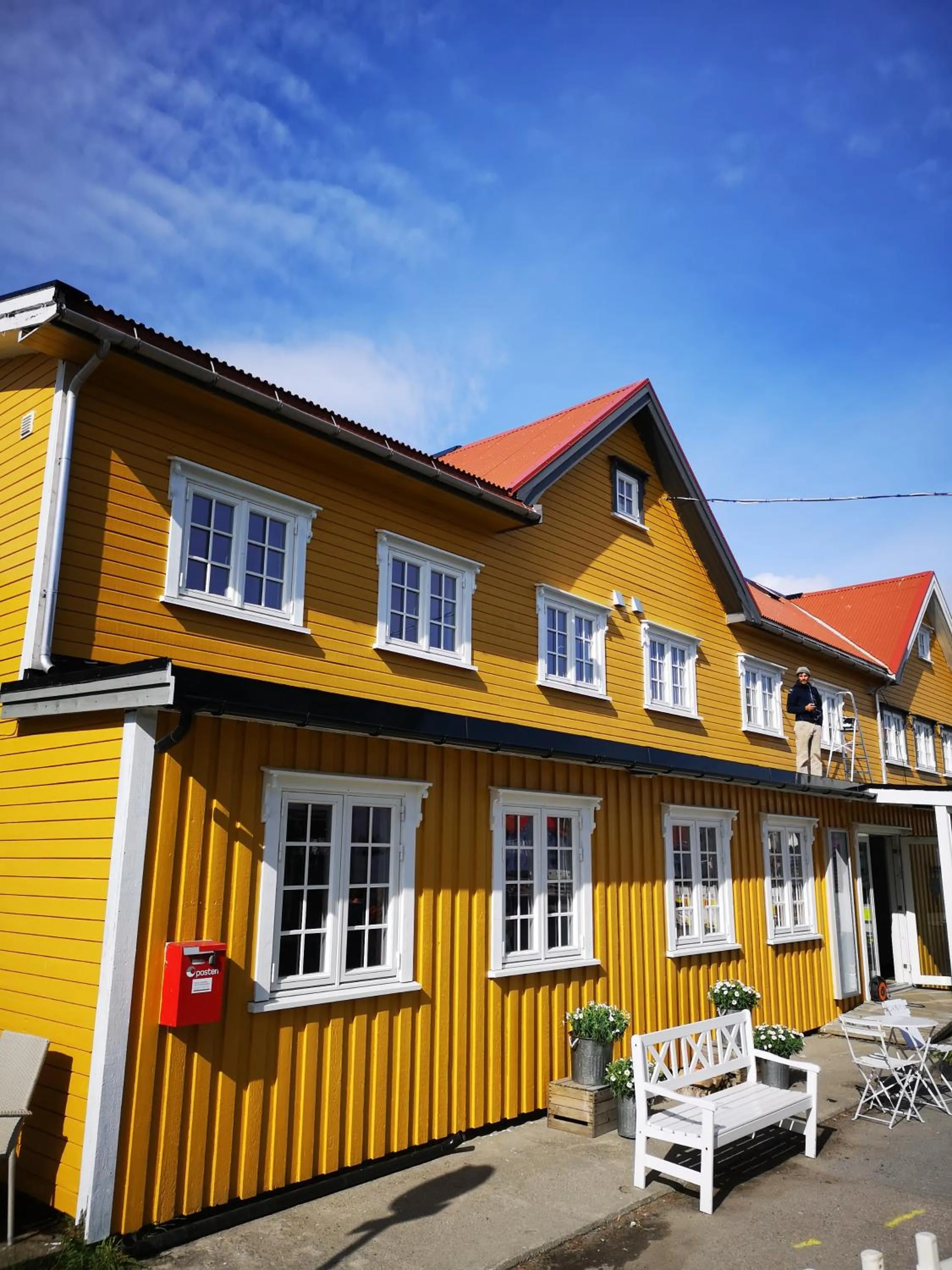 Property building in Henningsvær Guesthouse