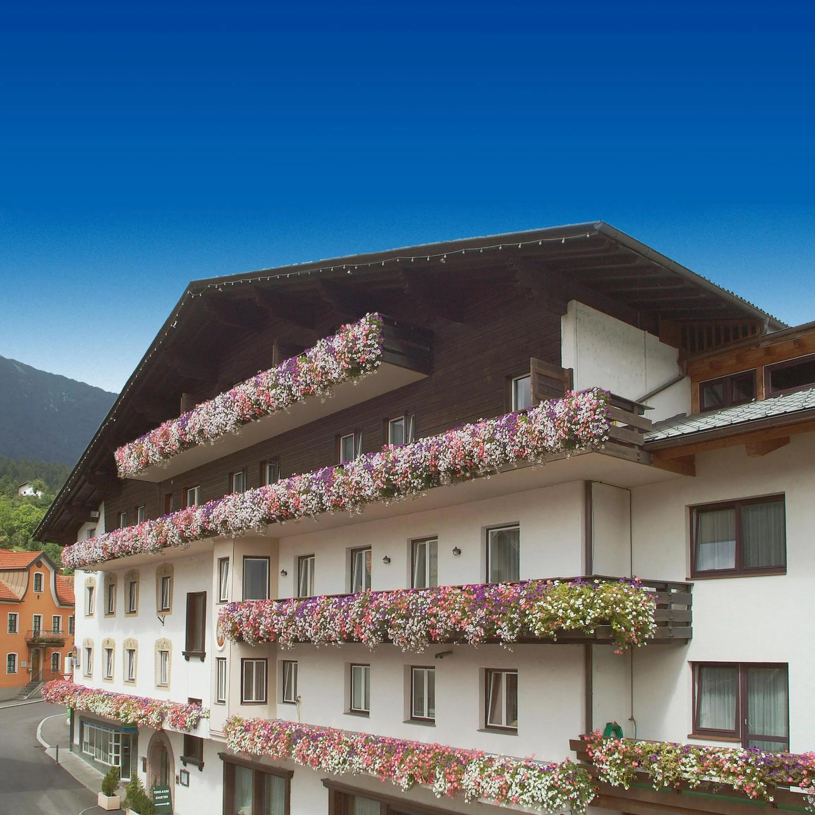 Appartement & Aparthotel Stern