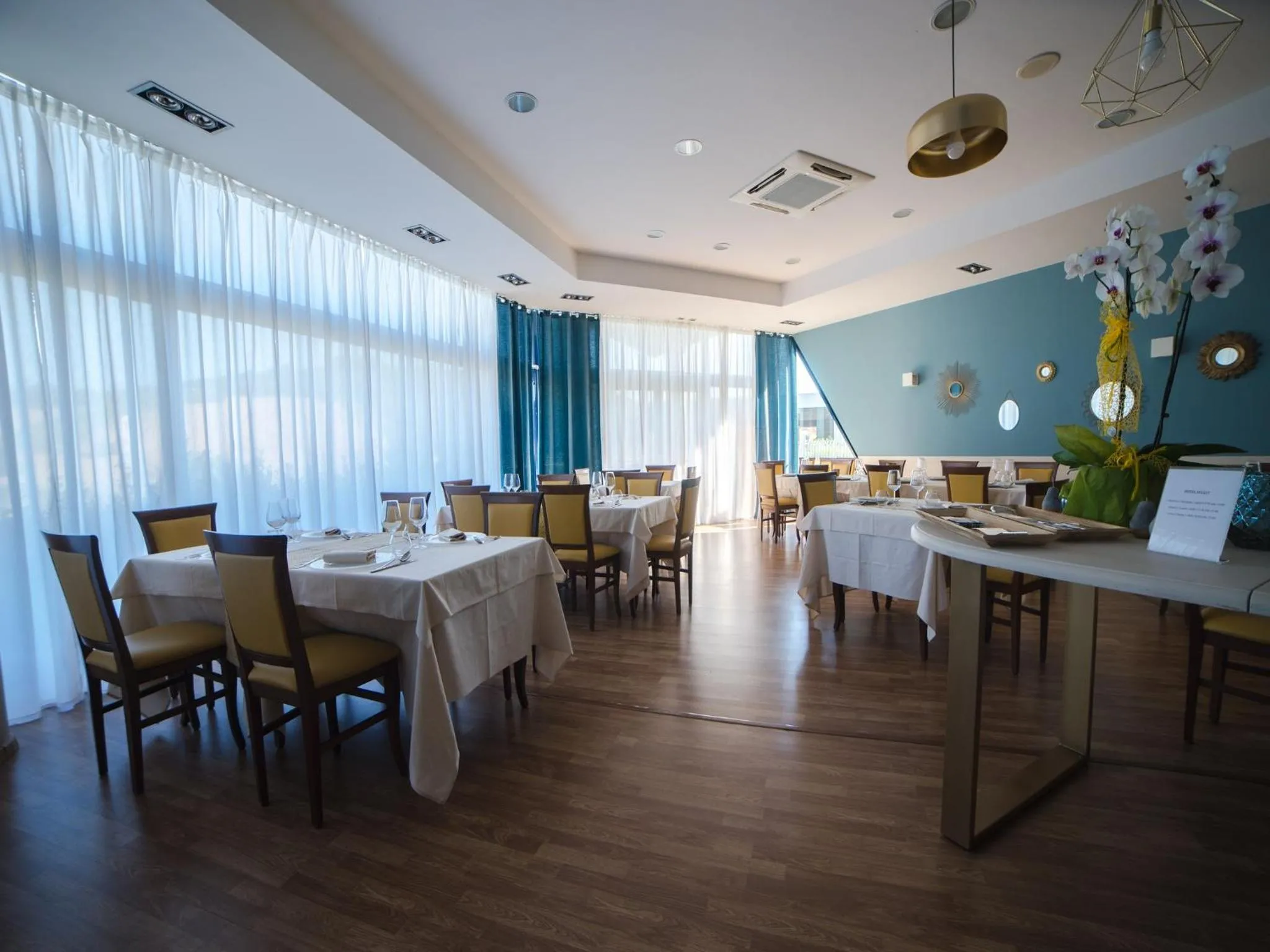 Hotel Select