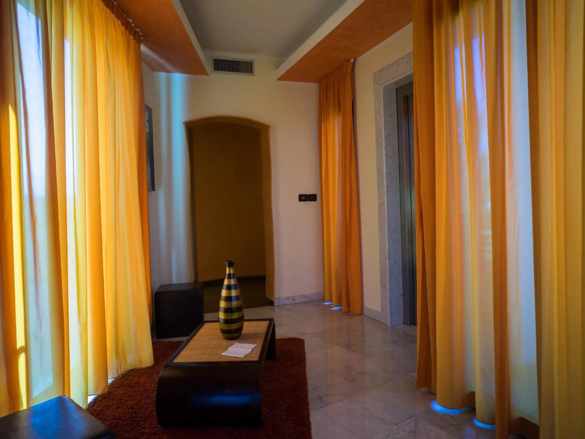 Hotel Select