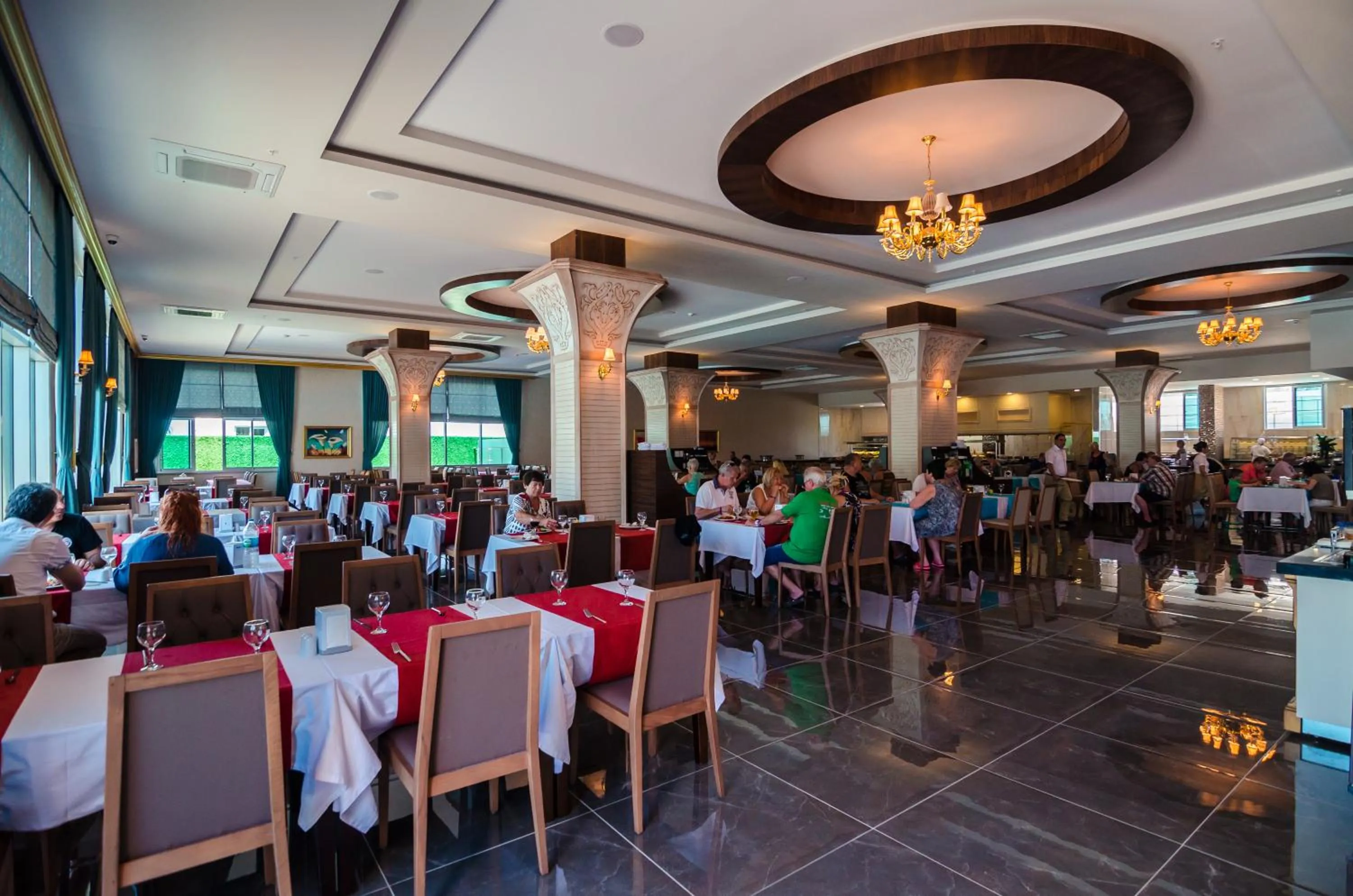 Restaurant/places to eat in The Lumos Deluxe Resort Hotel & Spa