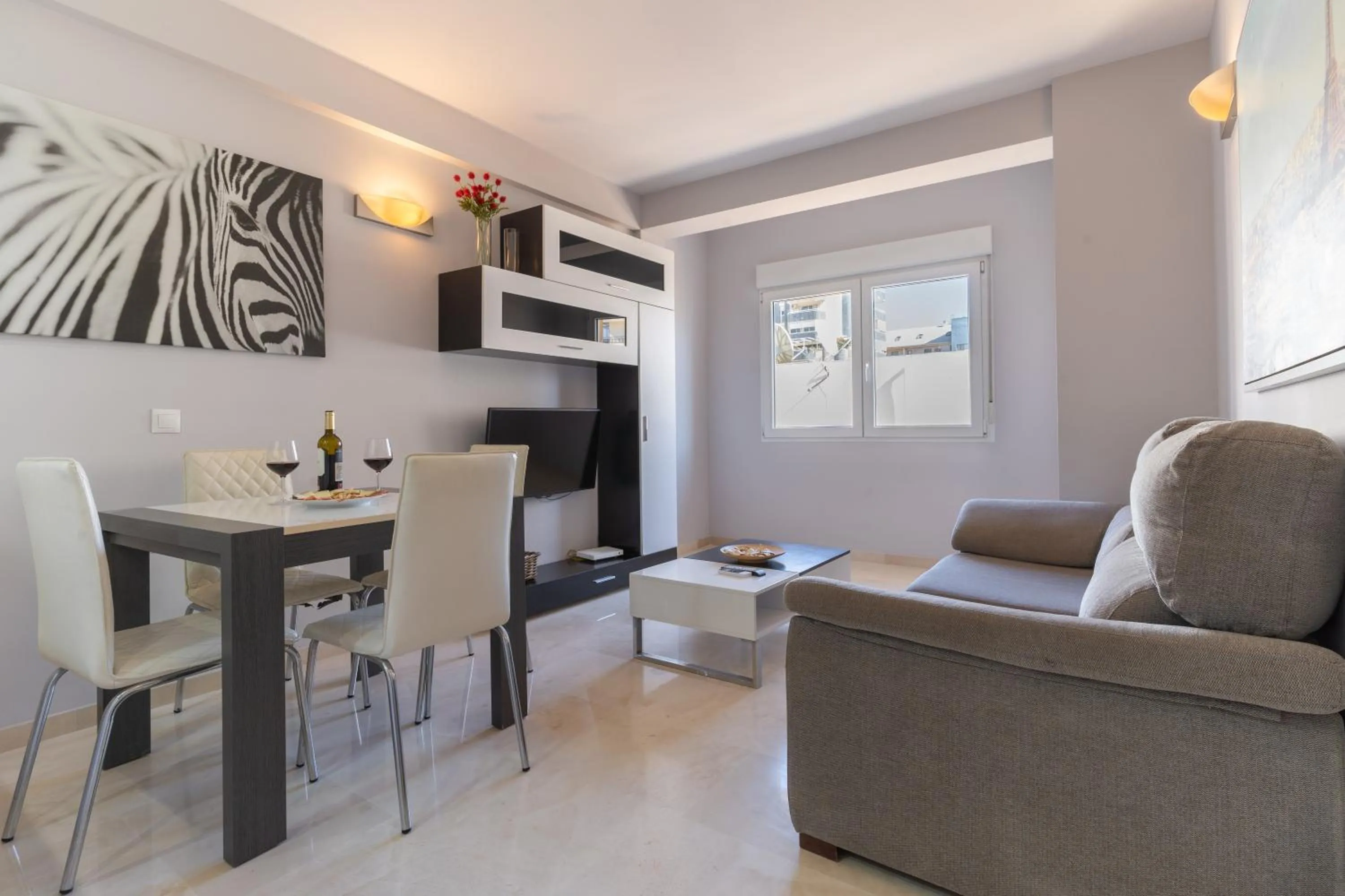 Seating area in Apartamentos Castillo by Sur Suites