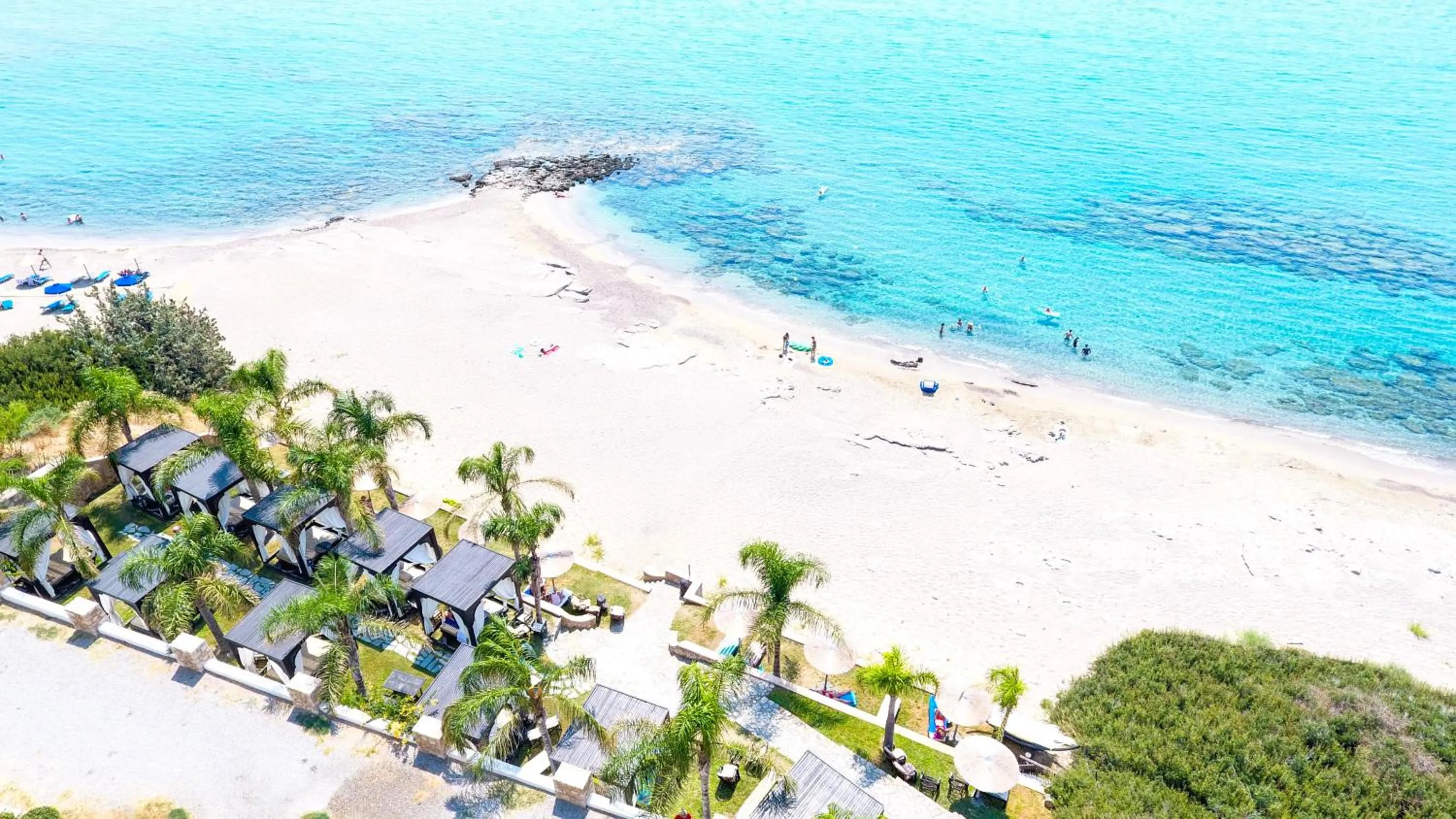 Beach in Coralli Apartments