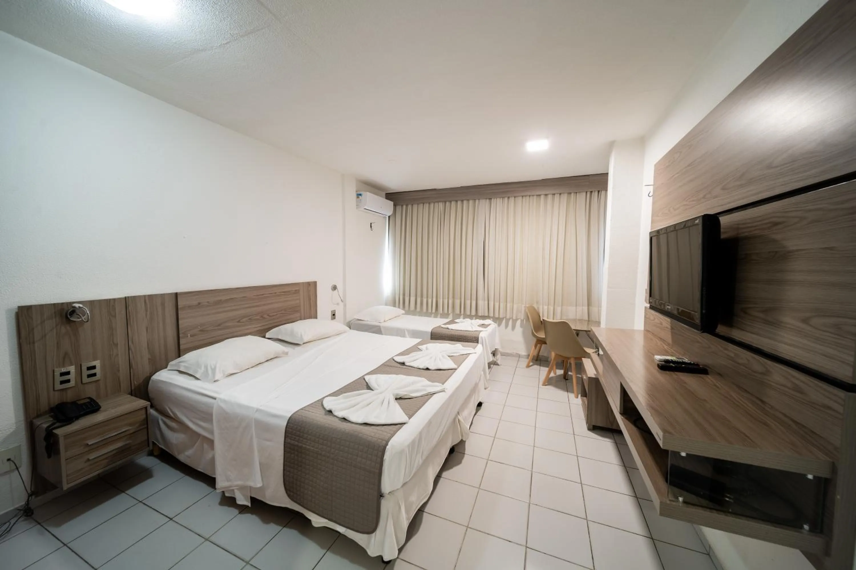 Bed in Hotel Praia Mar