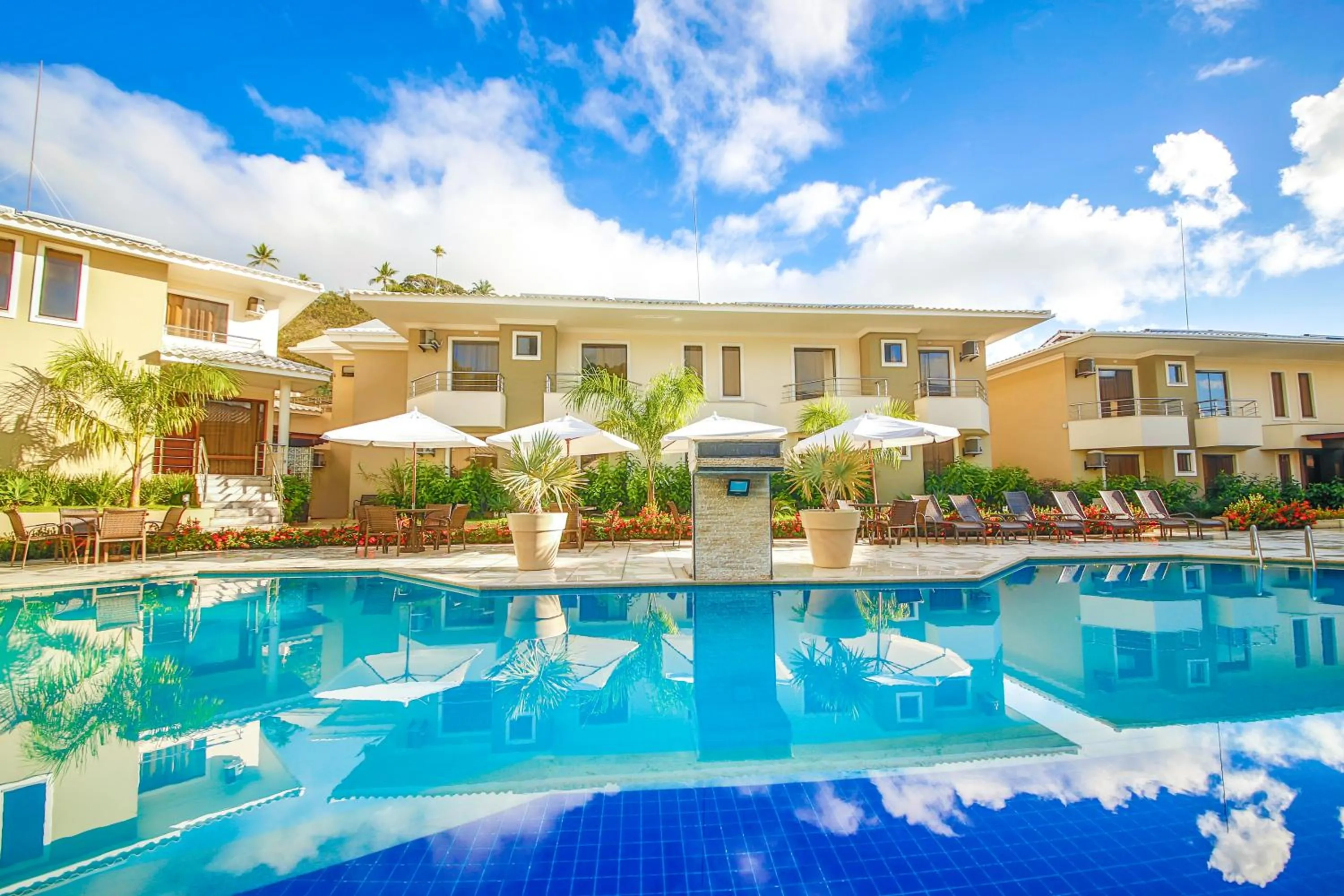 Swimming pool in Portal Ville - Rede Soberano