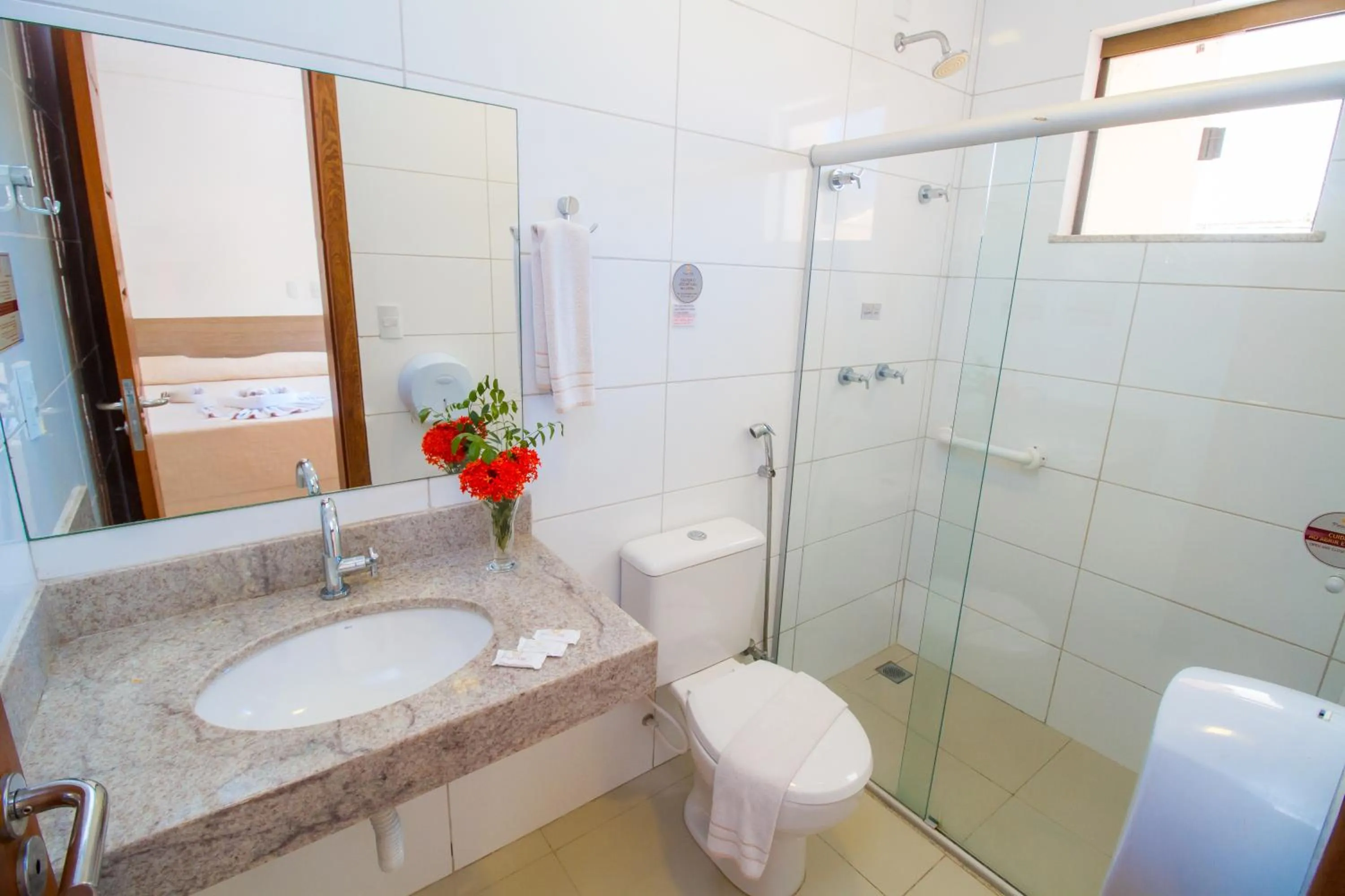 Bathroom in Portal Ville - Rede Soberano