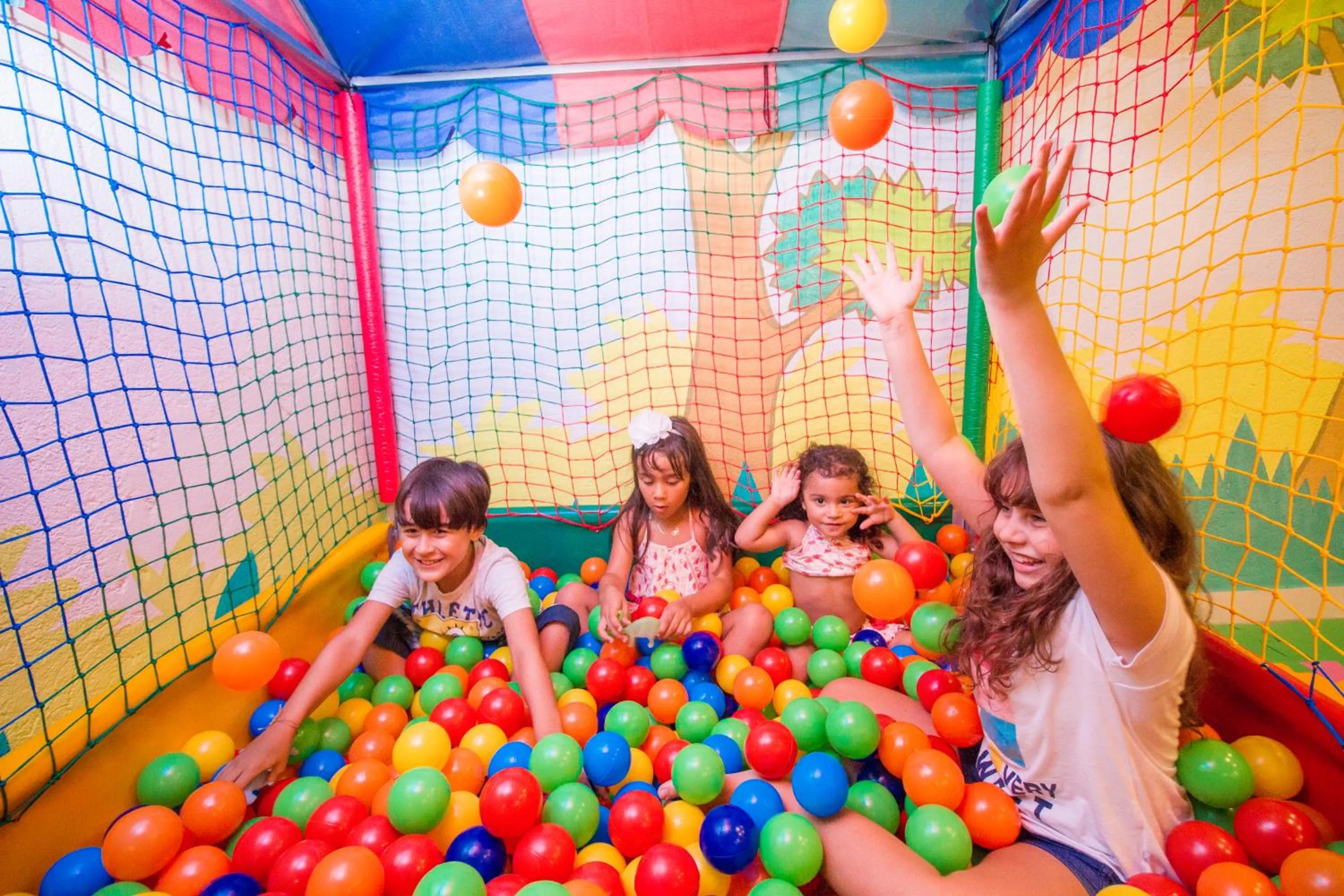 Kids's club in Portal Ville - Rede Soberano