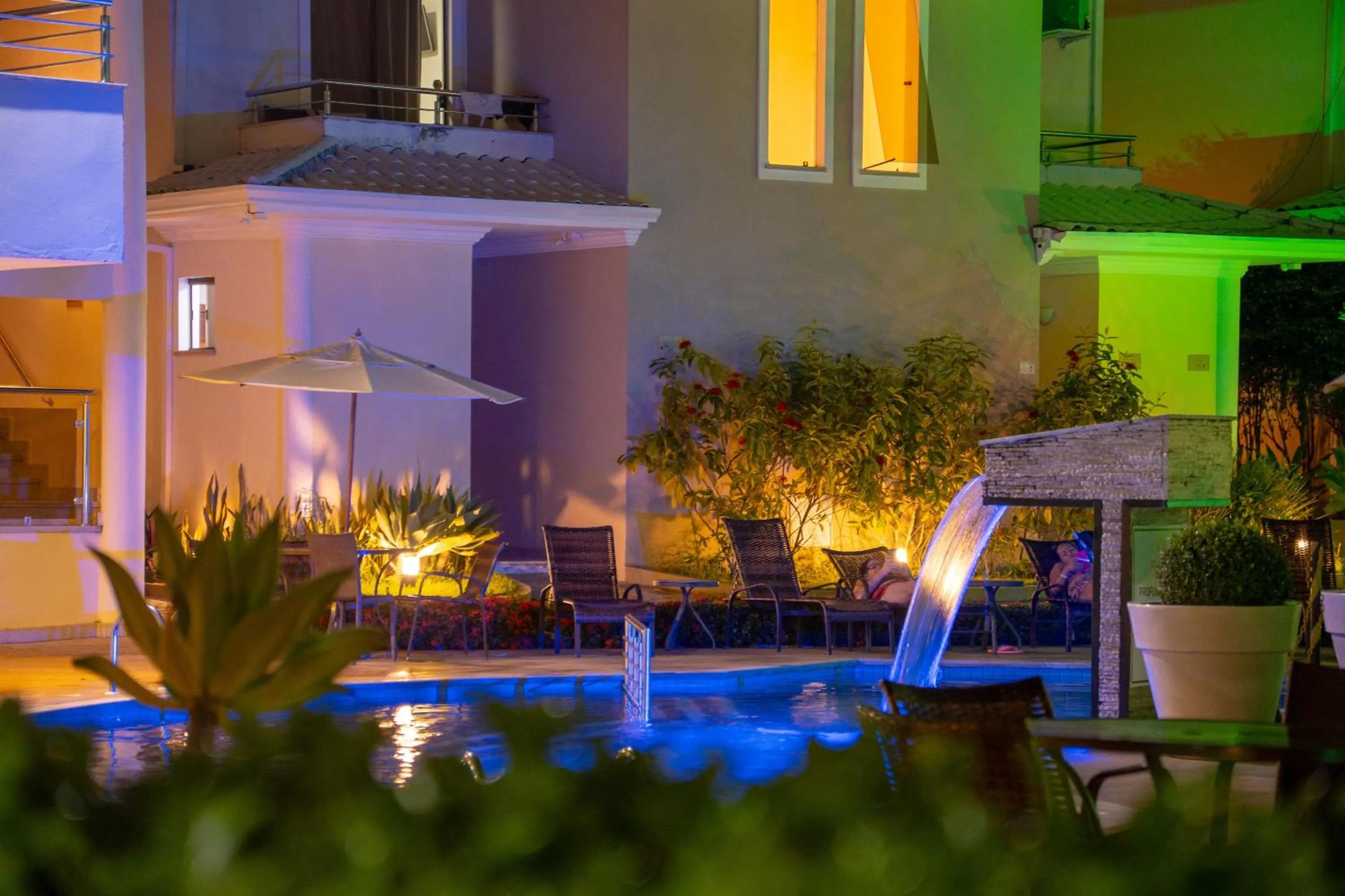 Swimming pool in Portal Ville - Rede Soberano