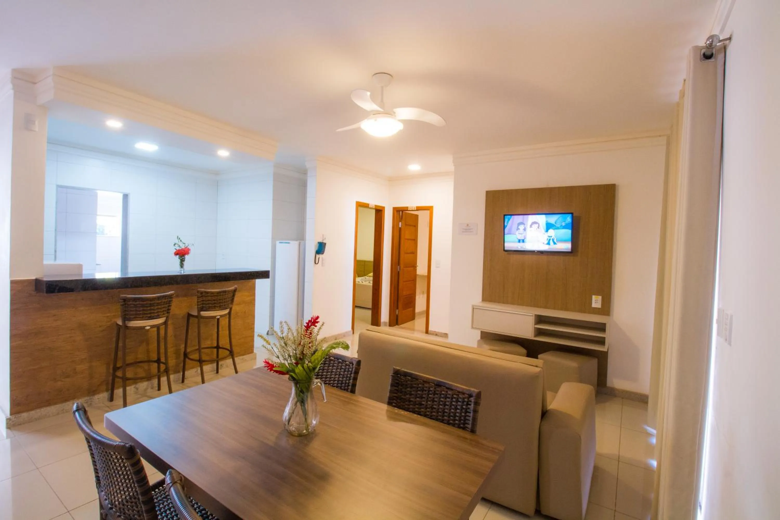 Communal lounge/ TV room in Portal Ville - Rede Soberano