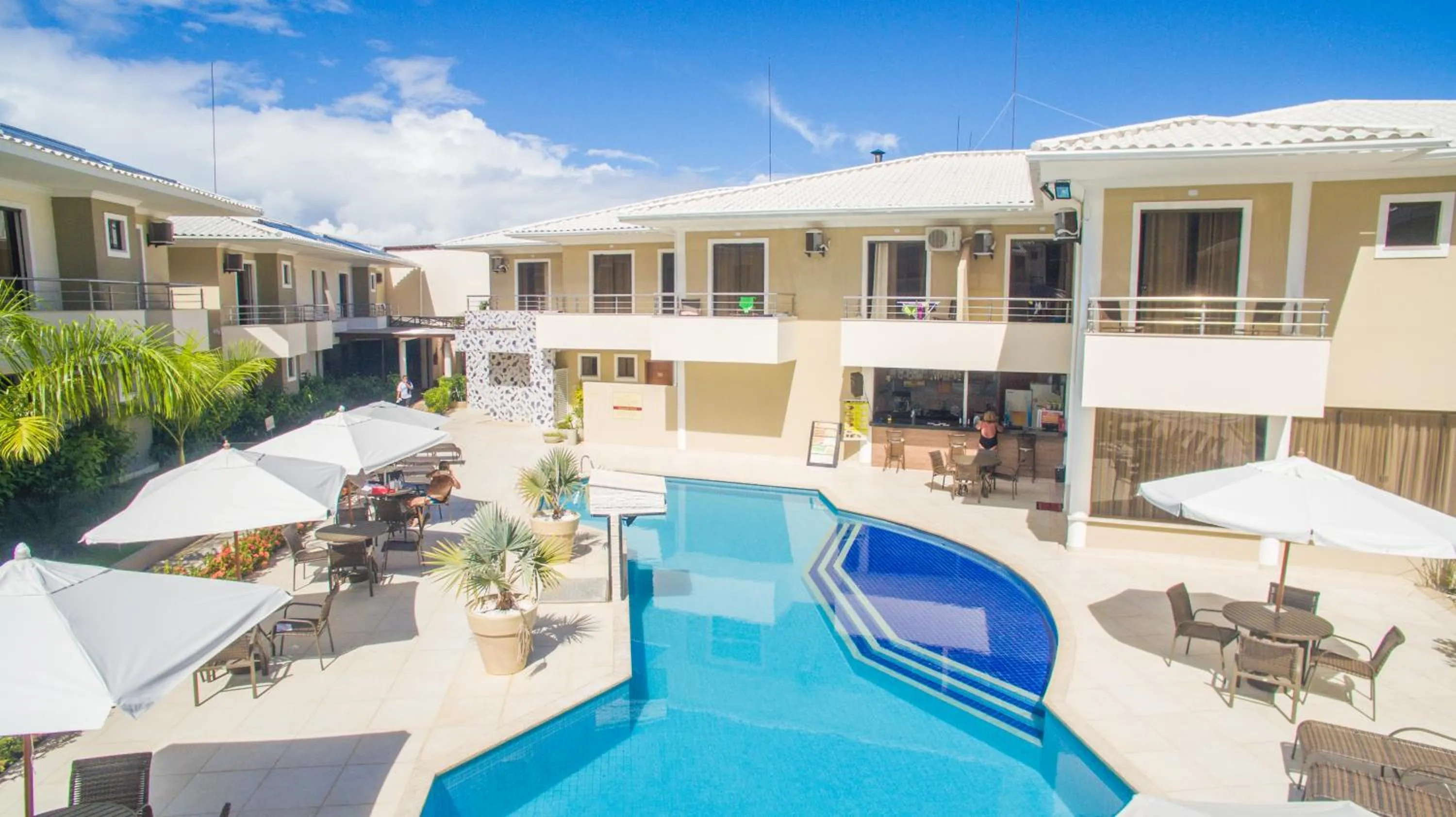 Swimming pool in Portal Ville - Rede Soberano