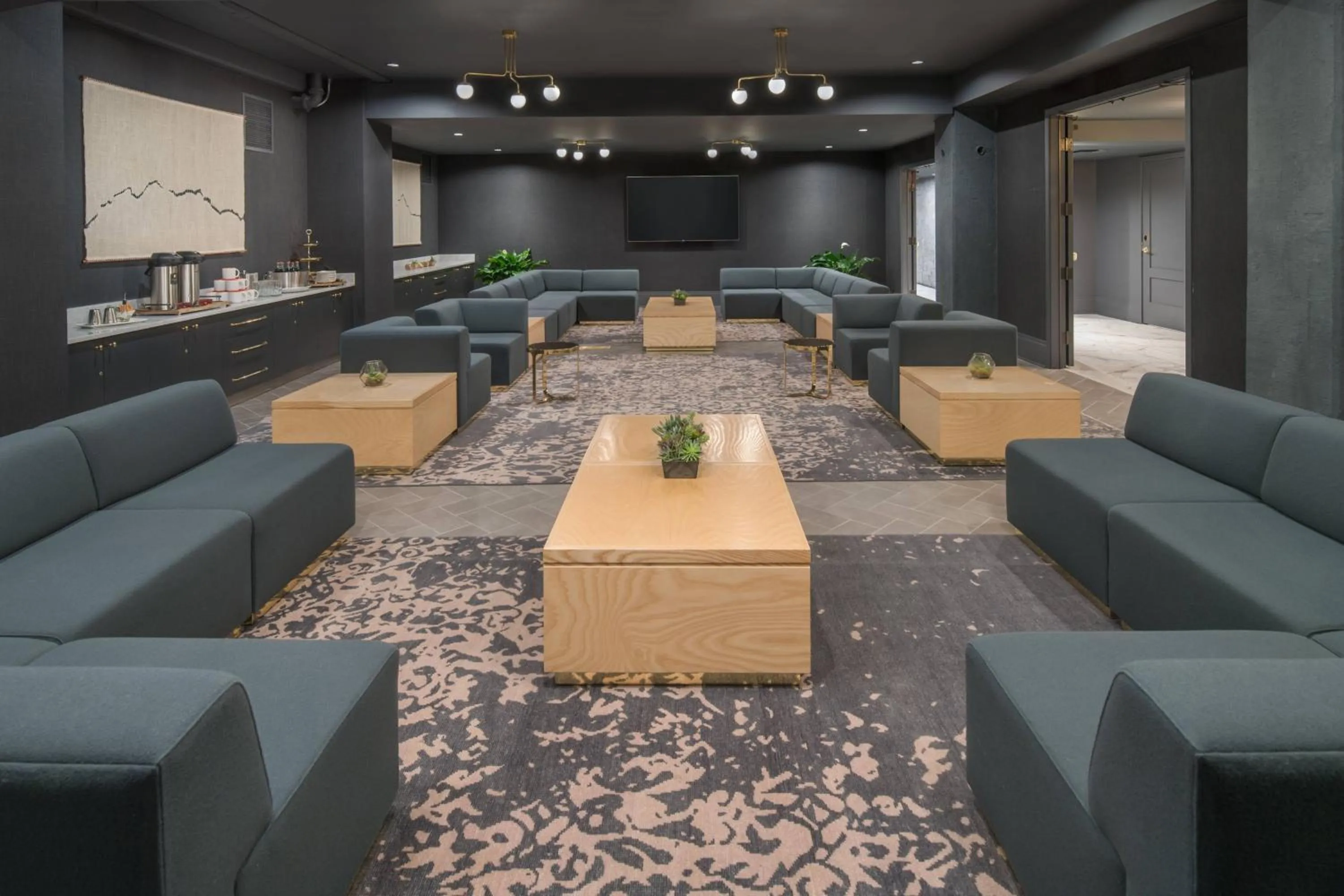 Meeting/conference room in The Hi-Lo, Autograph Collection