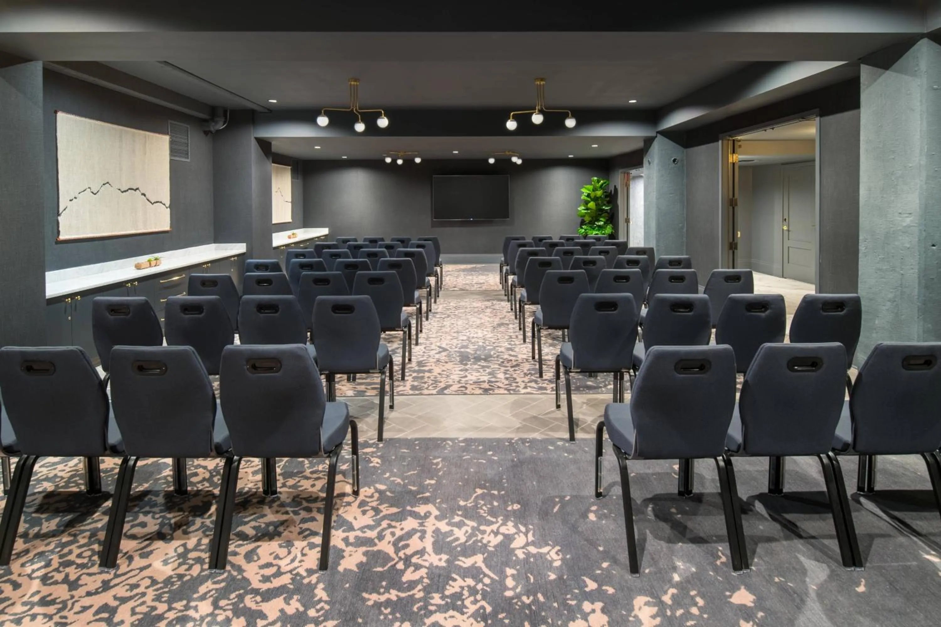 Meeting/conference room in The Hi-Lo, Autograph Collection