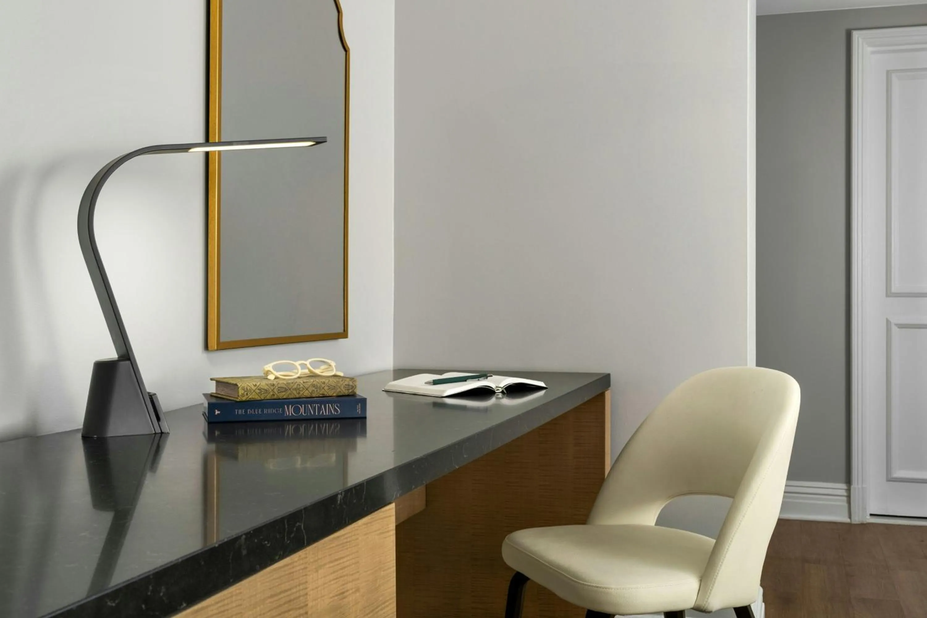 Photo of the whole room in Marriott Vacation Club® at the Mayflower, Washington, D.C. 