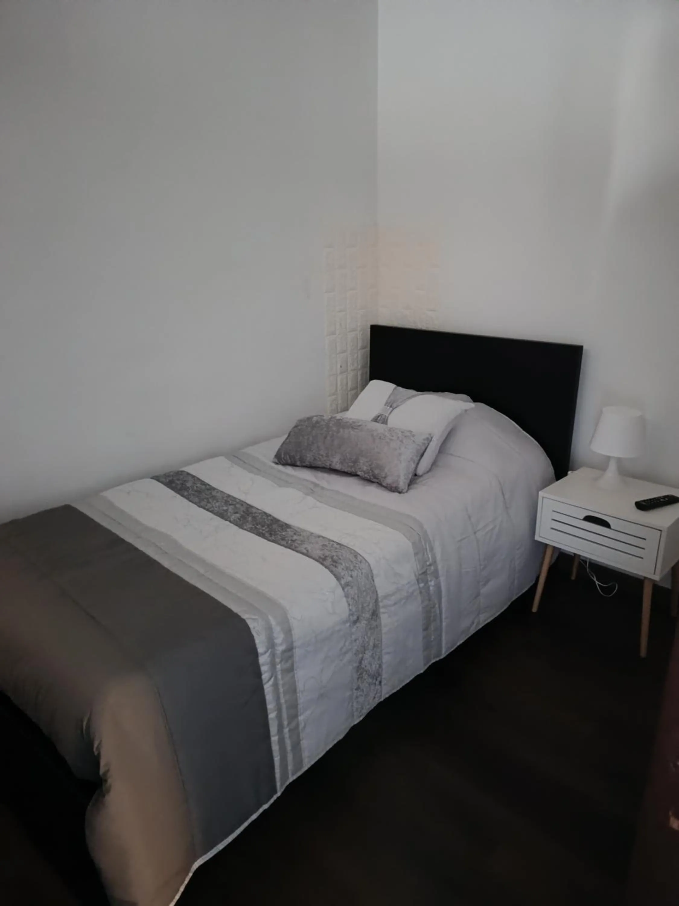 Bed in Reis Apartment