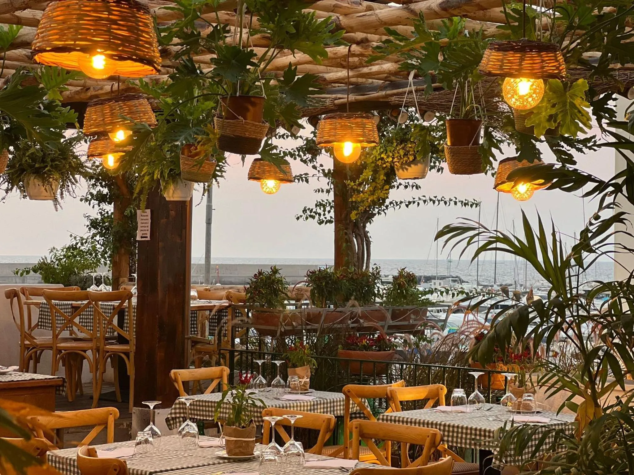 Restaurant/places to eat in Hotel Terme Zi Carmela