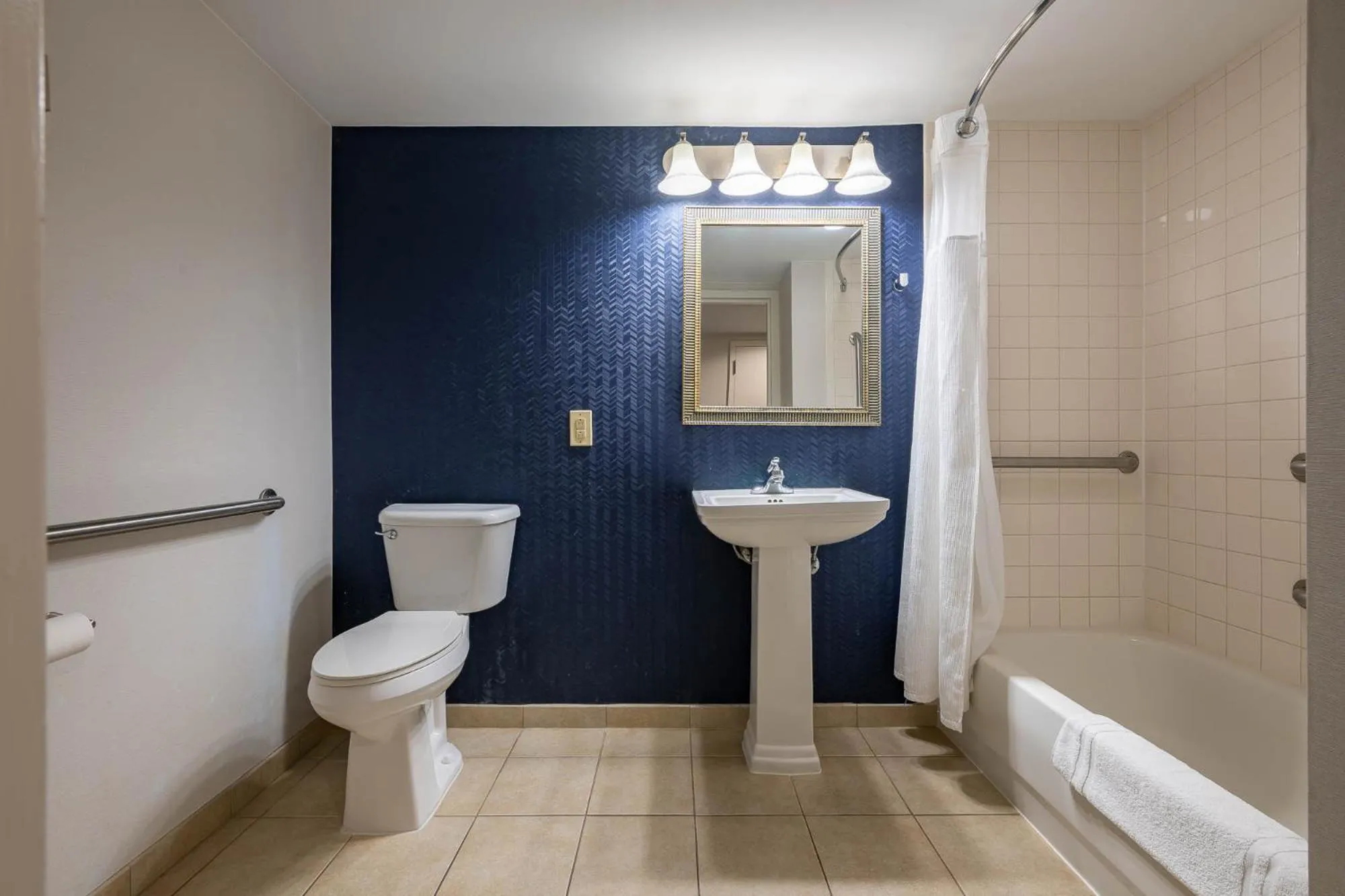 Bathroom in SummerPlace Inn