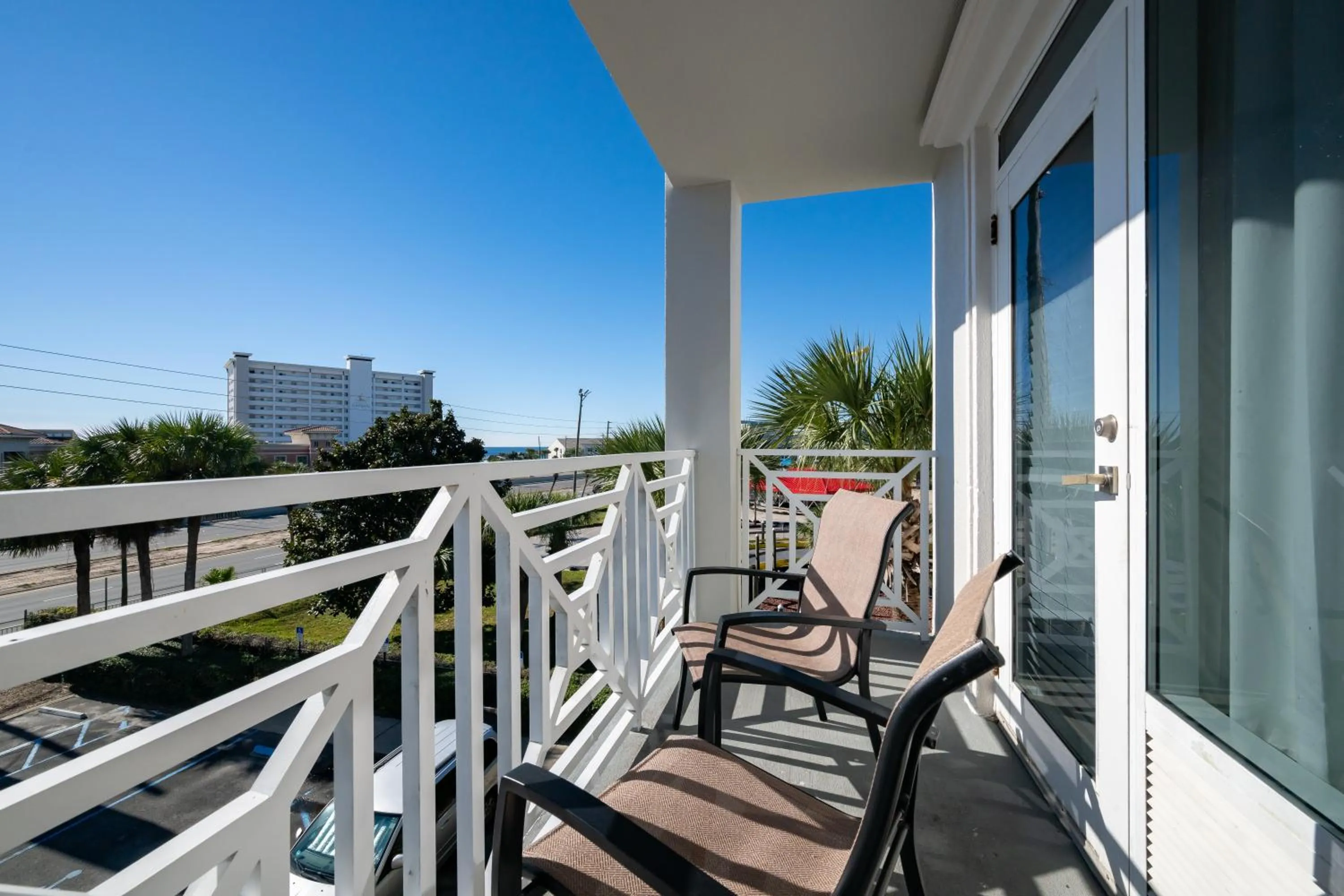 Balcony/Terrace in SummerPlace Inn
