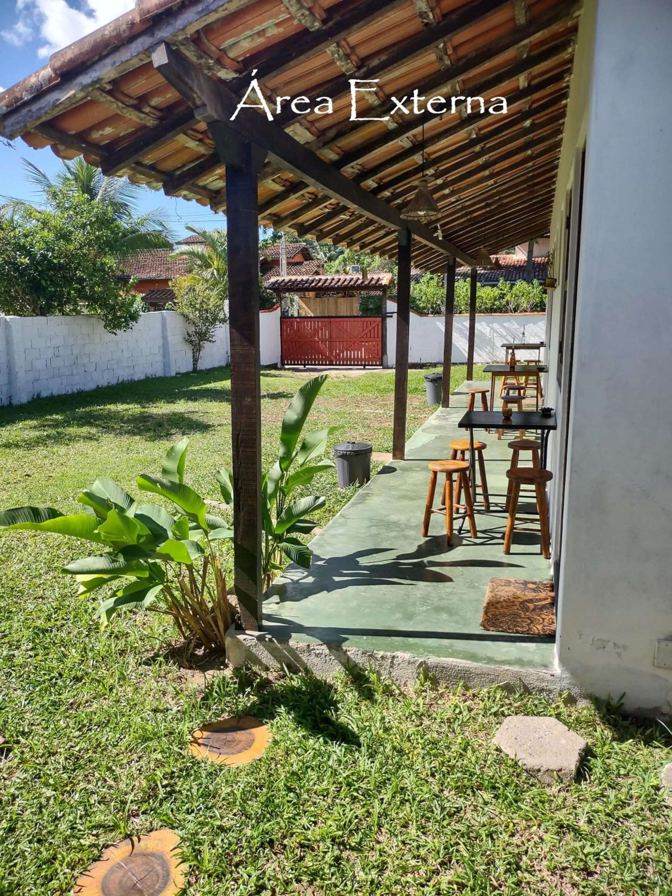 Property building in Chalé das Princesas