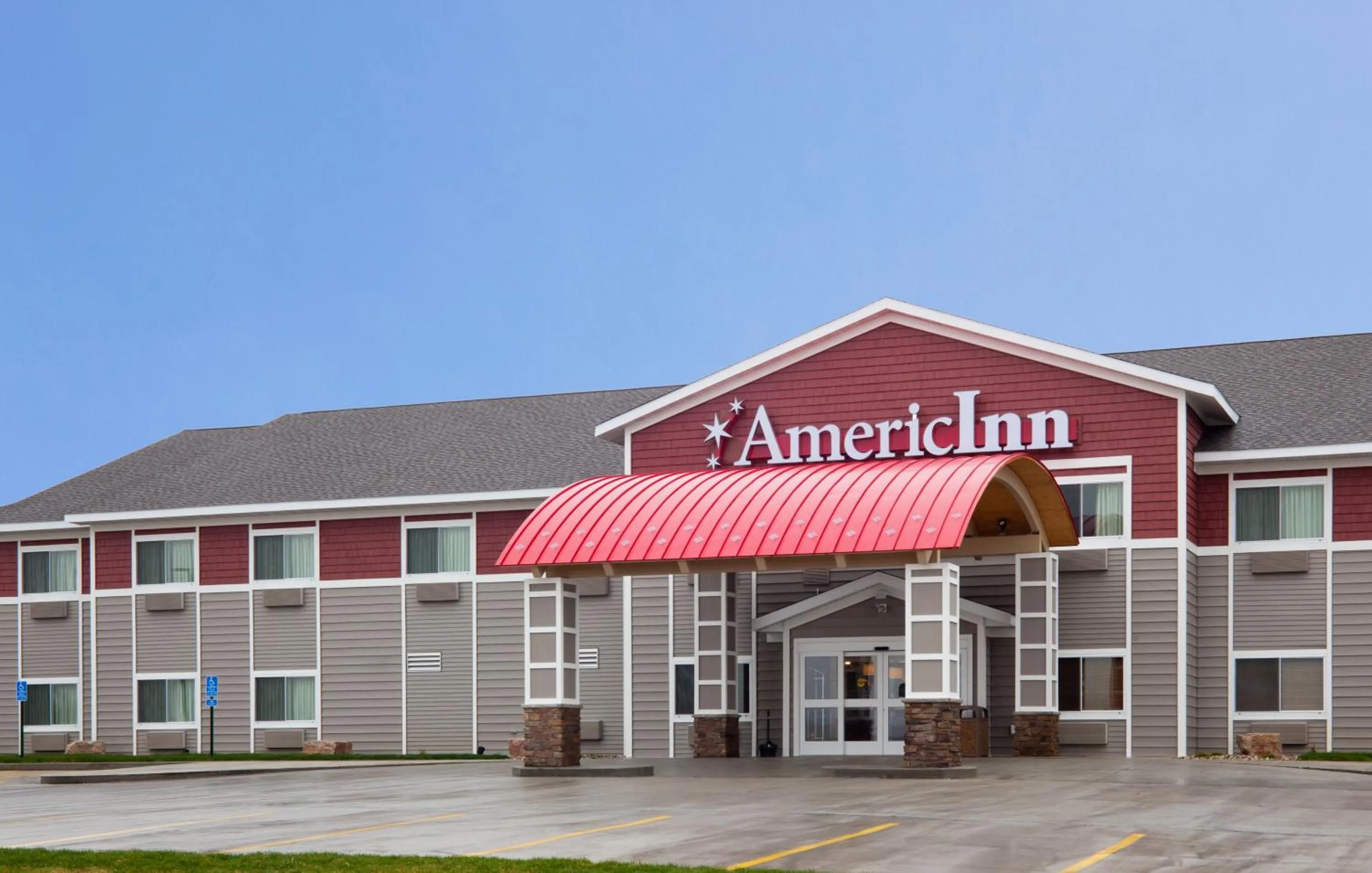 Facade/entrance in AmericInn by Wyndham Sibley