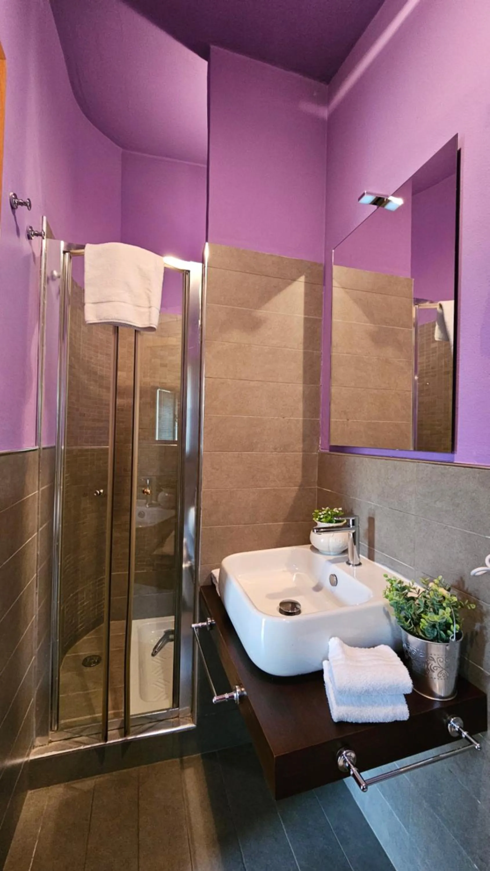 Shower in Select Executive Residence