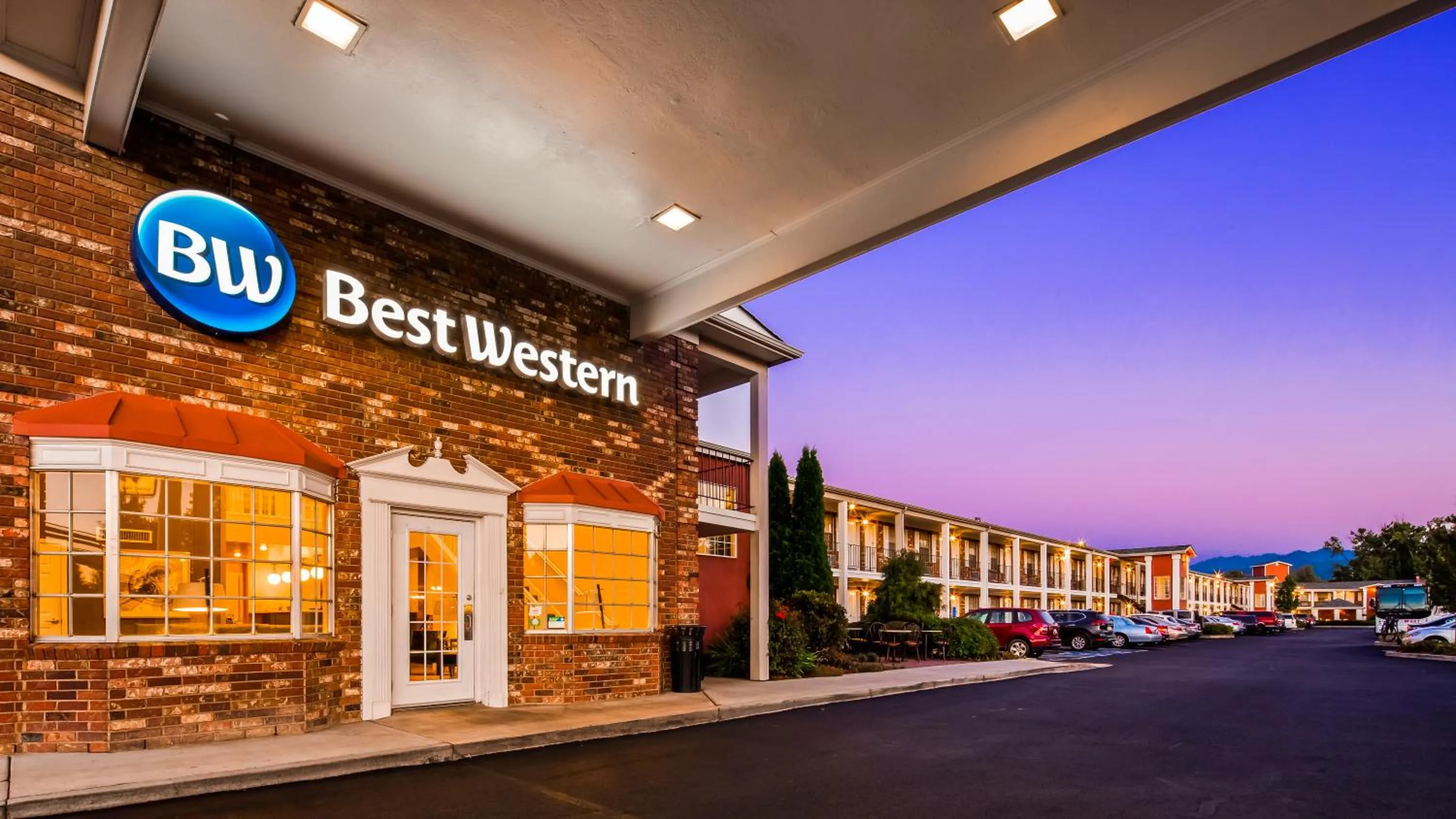 Facade/entrance in Best Western Horizon Inn