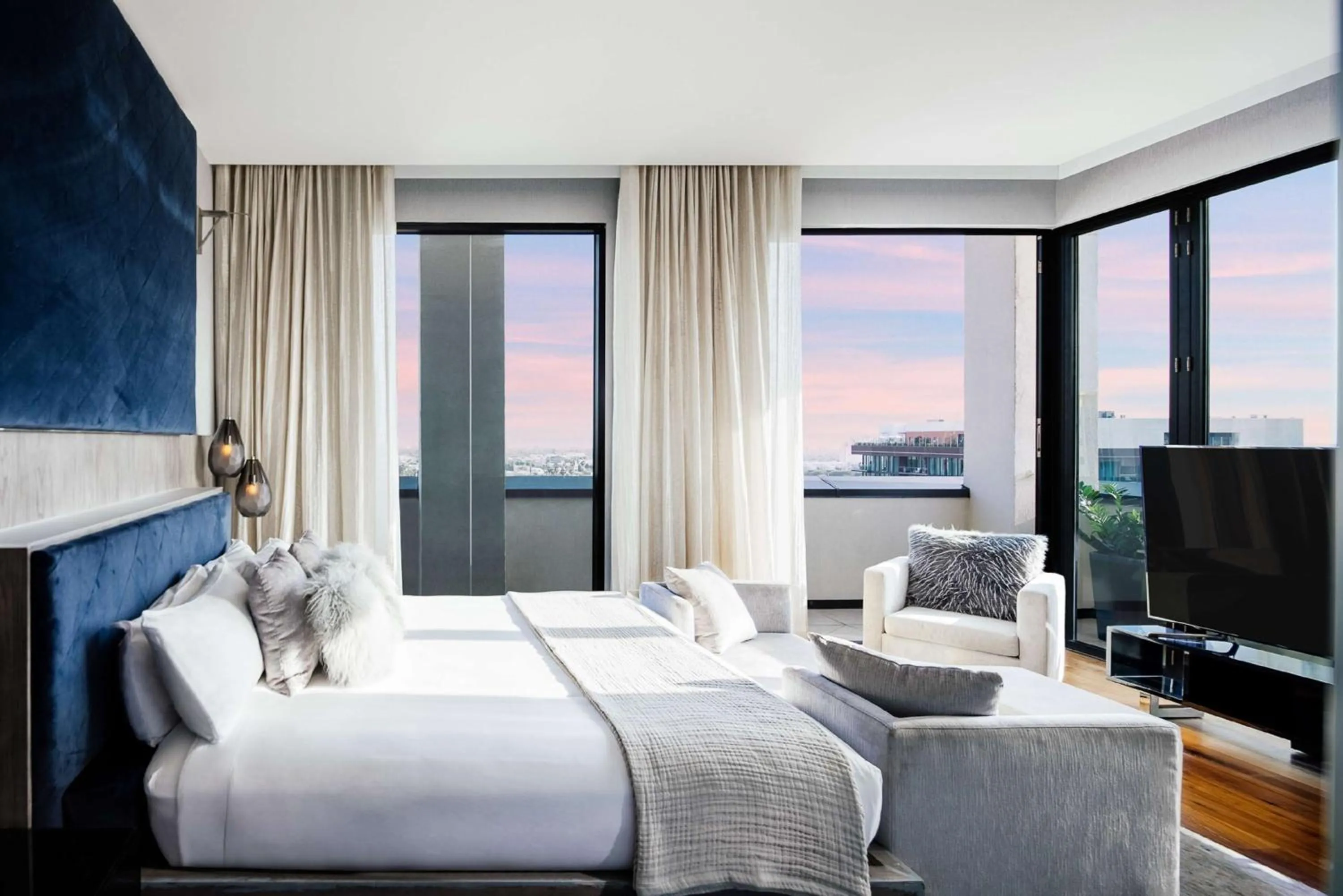 Photo of the whole room, Bed in Dream Hollywood, by Hyatt