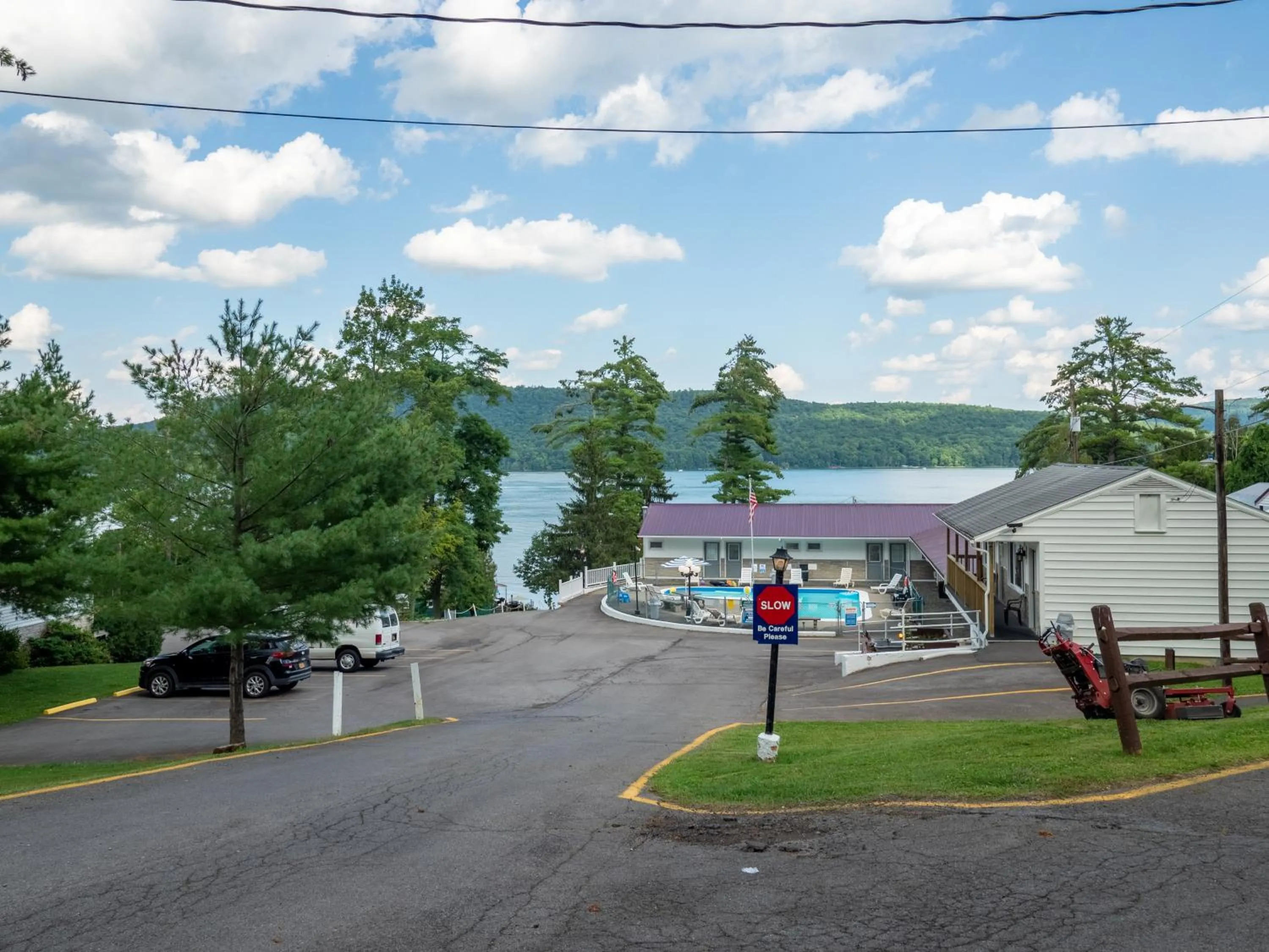 Property building in Lake 'N Pines Motel